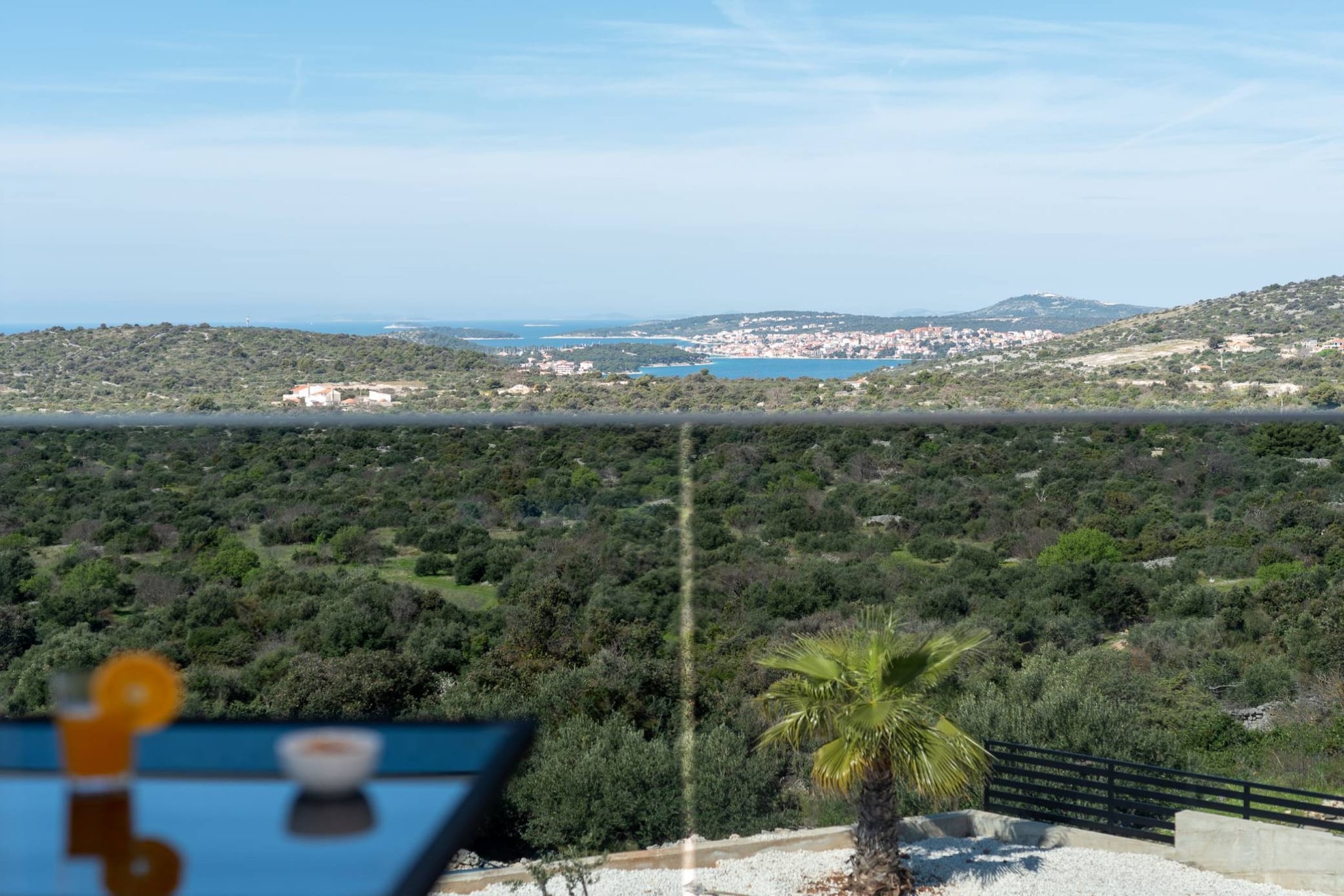 Luminous Infinity Villa with Pool and Gym - Six Bedroom Villa with Pool-Uitzicht