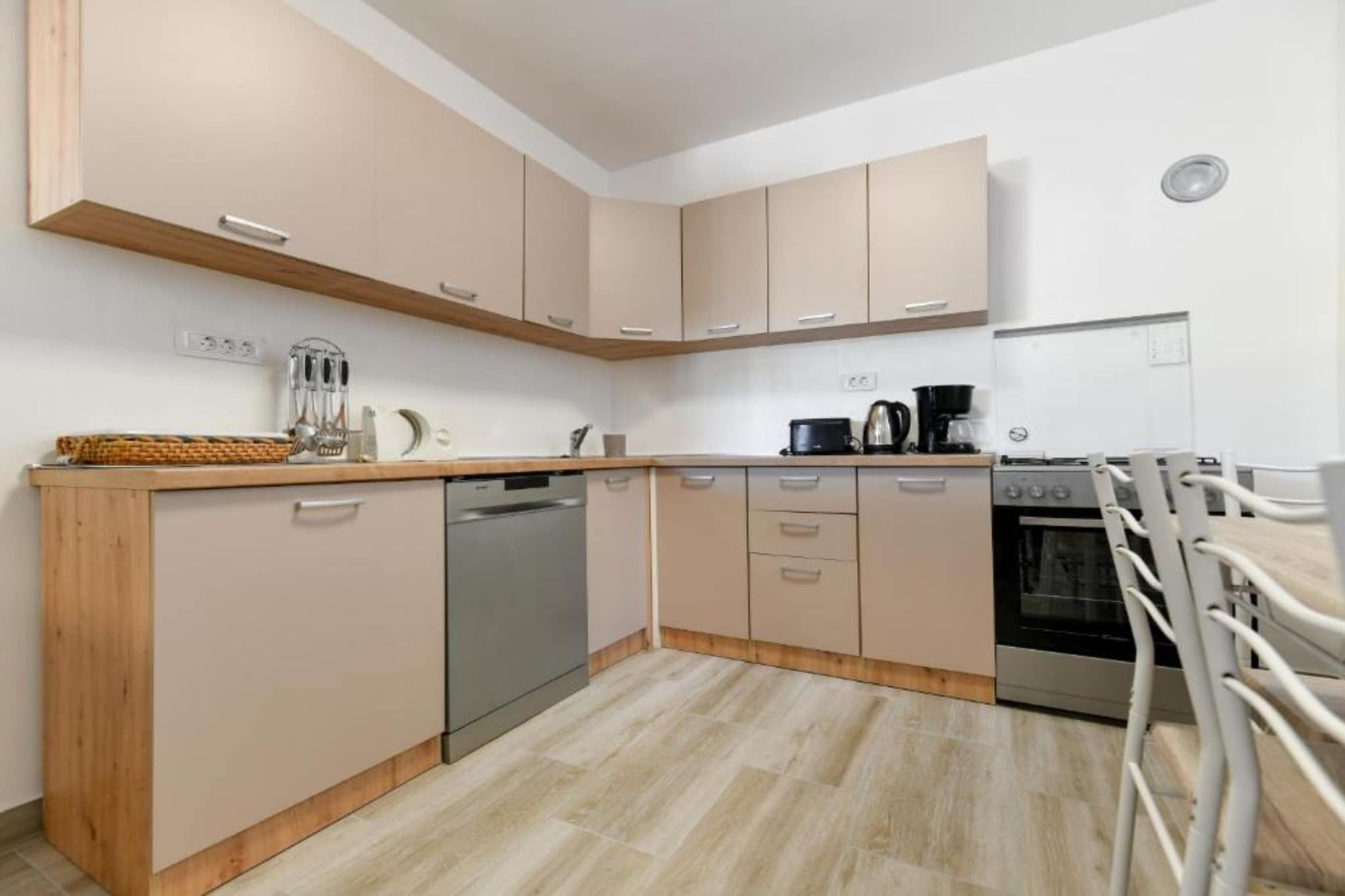 Four Bedroom Villa With Hot Tub-Keuken
