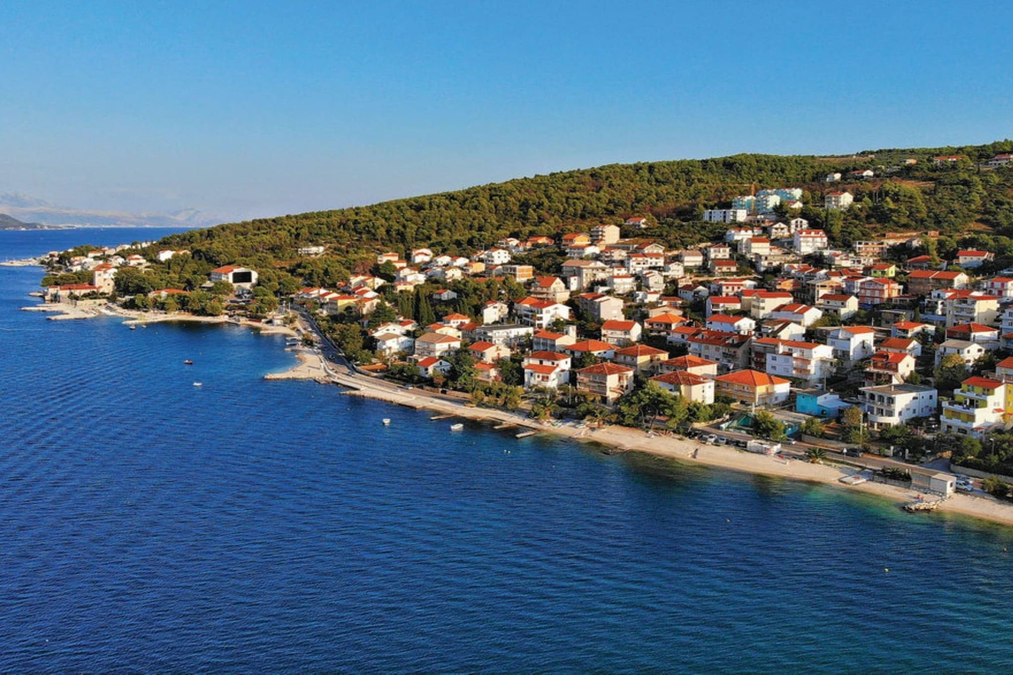 Beachfront Mastrinka Apartments with Sea View - Three Bedroom  Apartment with Terrace and Sea View