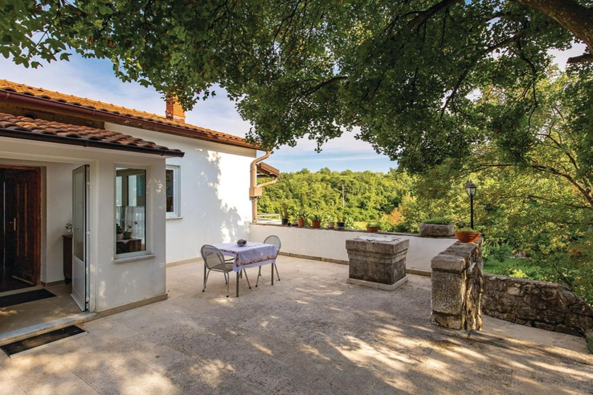 Elegant Brsec Apartments with Sea View - Three Bedroom Apartment with Sea View-Außenbereich