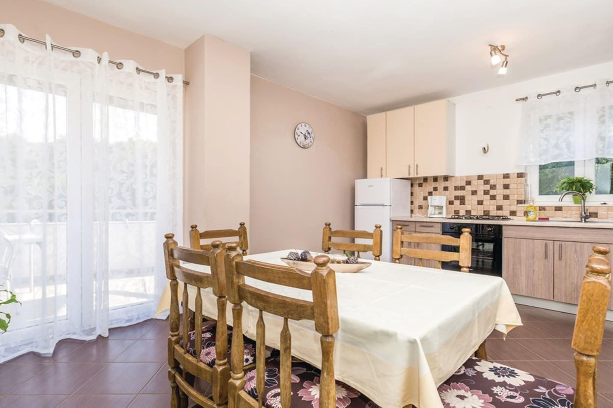 Elegant Brsec Apartments with Sea View - Three Bedroom Apartment with Sea View-Küche