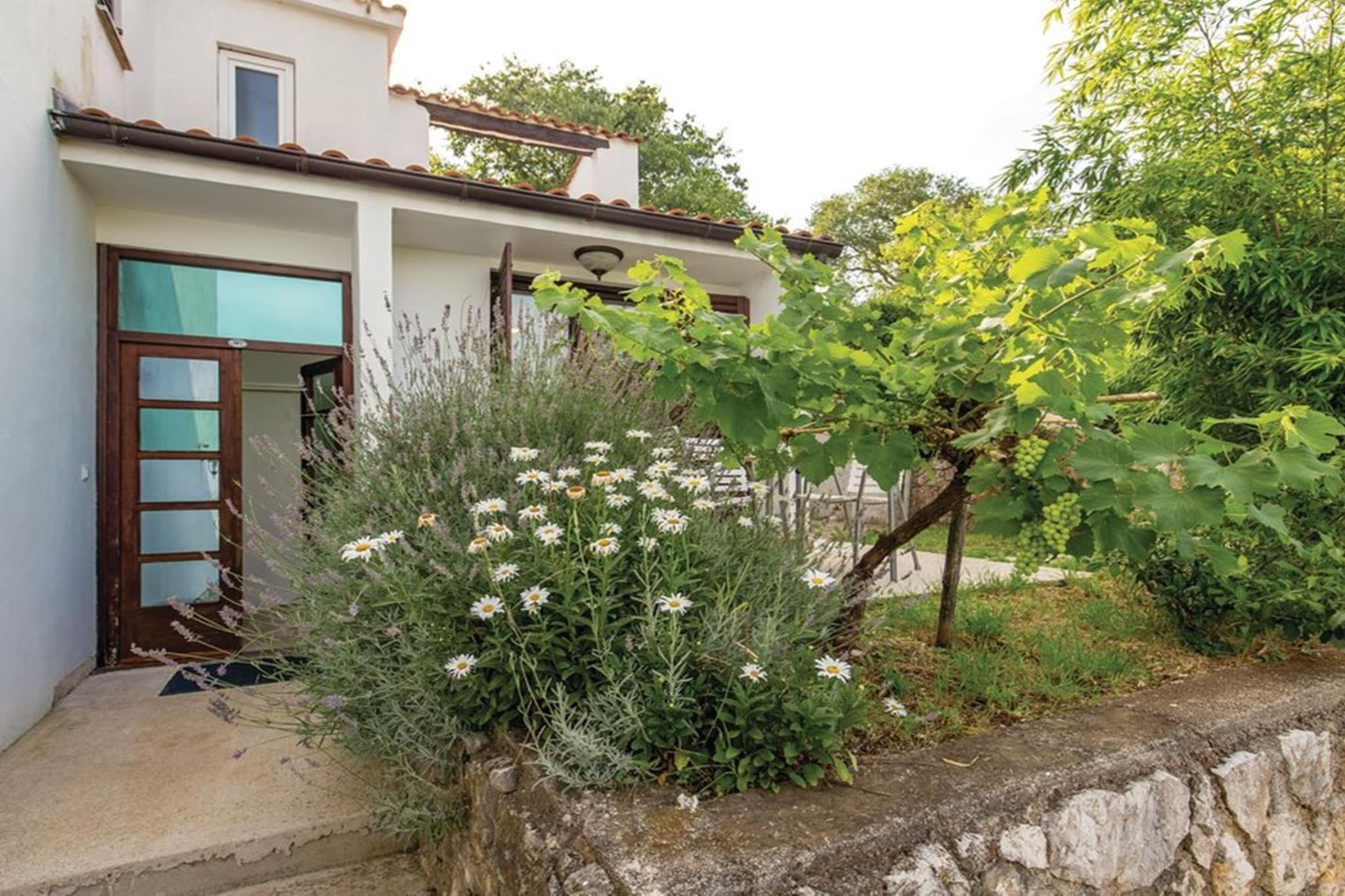 Elegant Brsec Apartments with Sea View - Two Bedroom Apartment with Sea View-Außenbereich