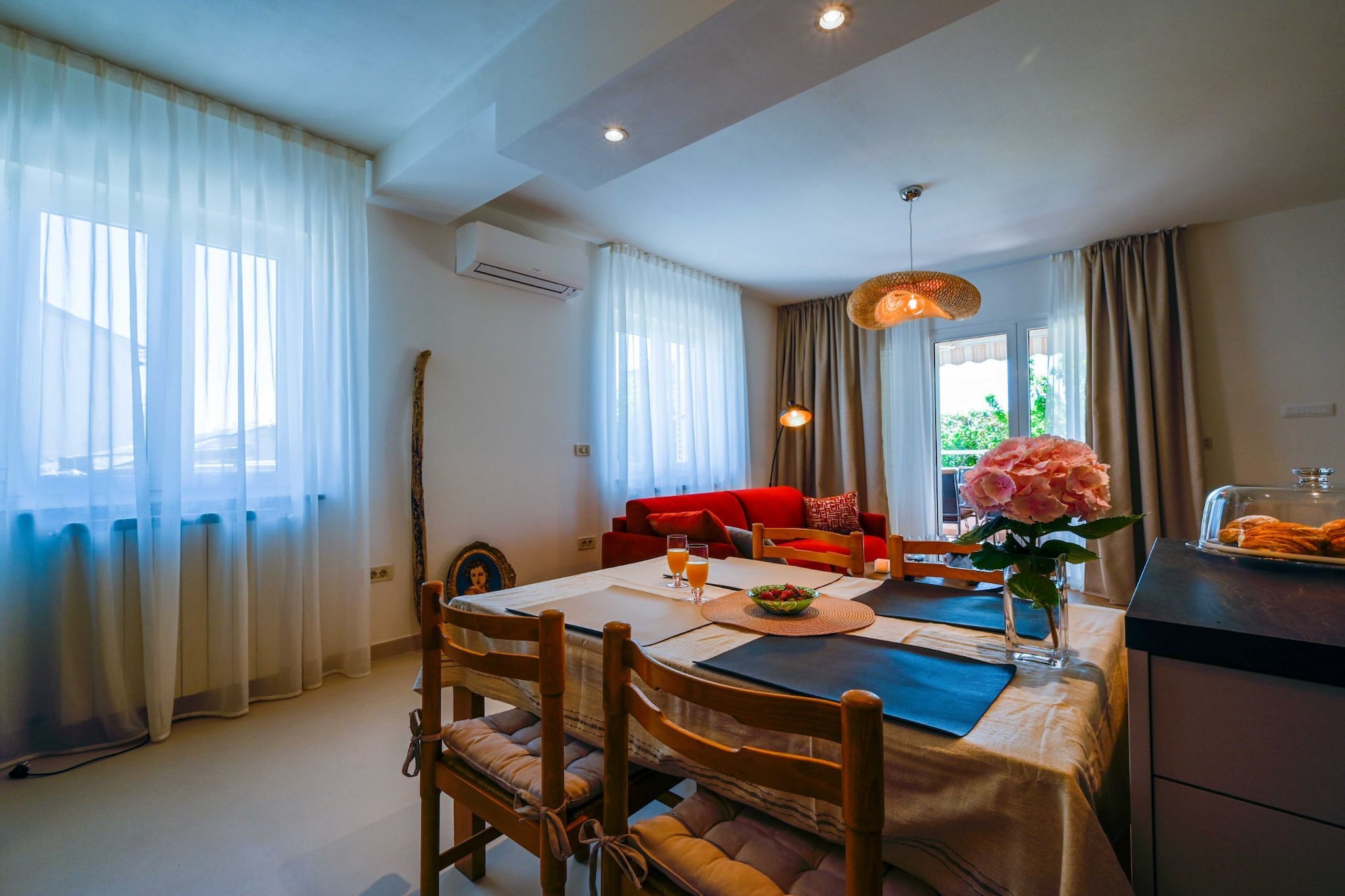 Modern and Stylish Rovinj Apartments with Terrace - Classic One  Bedroom Apartment with Terrace (owner Cherry)-Wohnzimmer