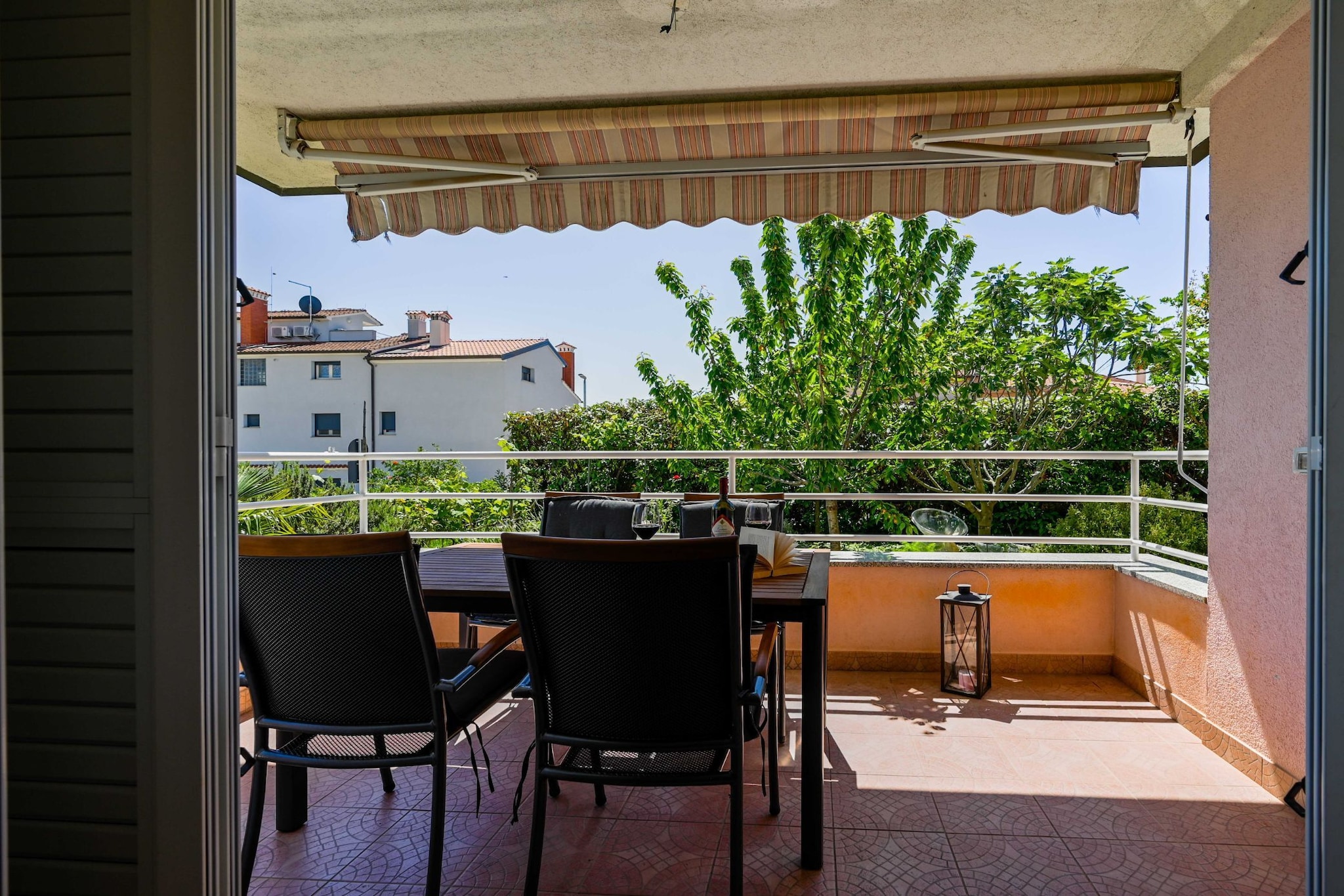 Modern and Stylish Rovinj Apartments with Terrace - Classic One  Bedroom Apartment with Terrace (owner Cherry)-Terrassenbalkon