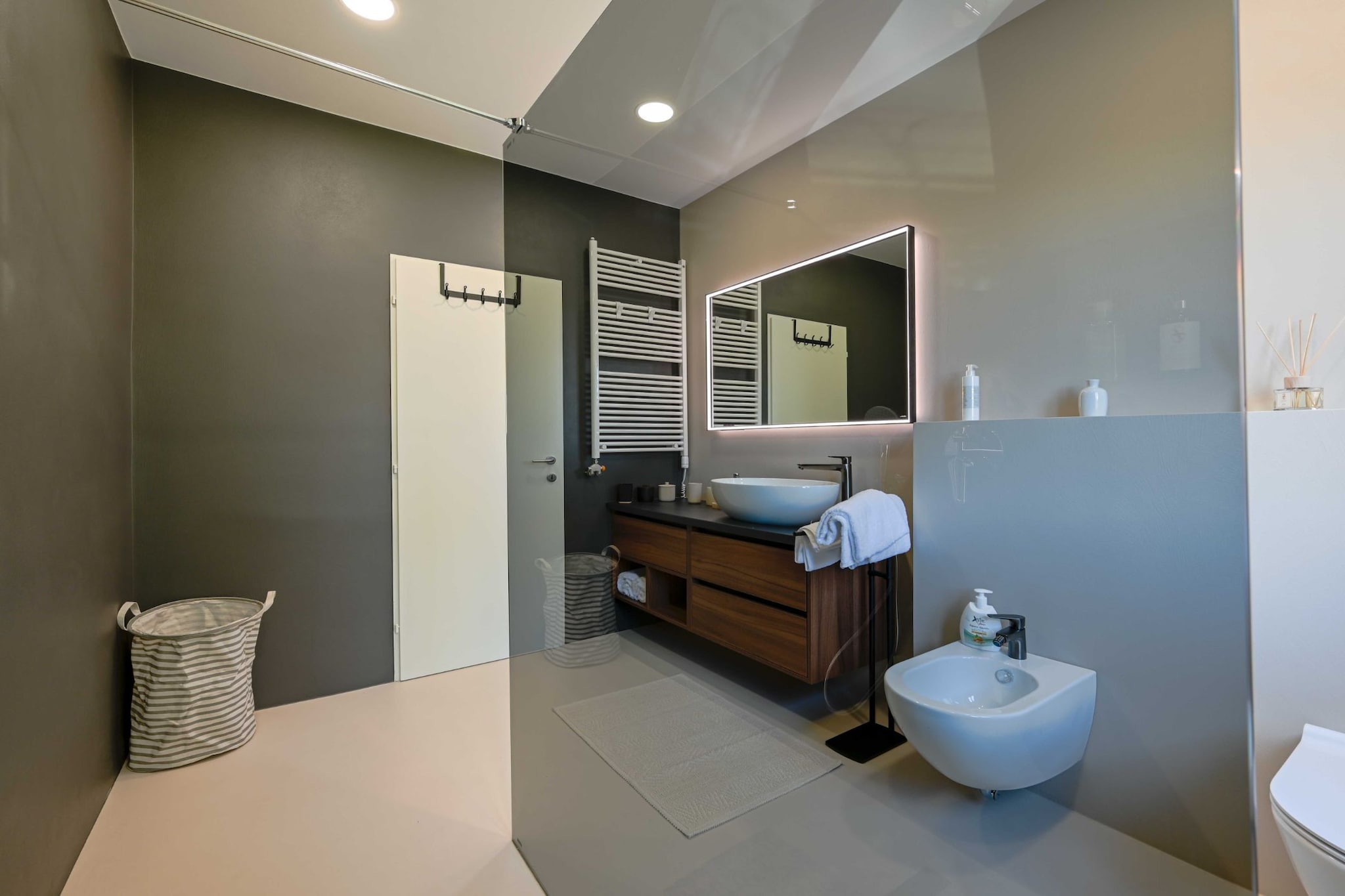 Modern and Stylish Rovinj Apartments with Terrace - Standard One Bedroom Apartment with Terrace (owner Apricot)-Badezimmer