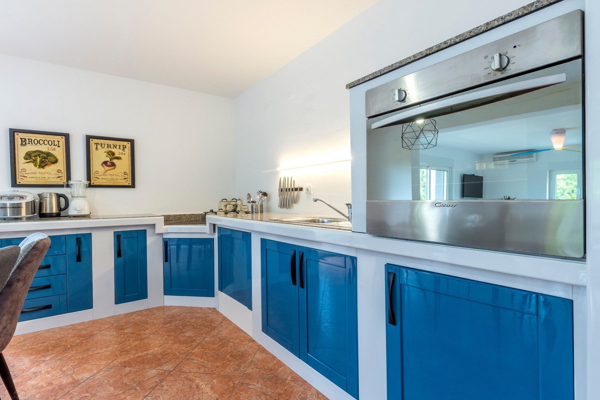 Five Bedroom Villa-Kitchen