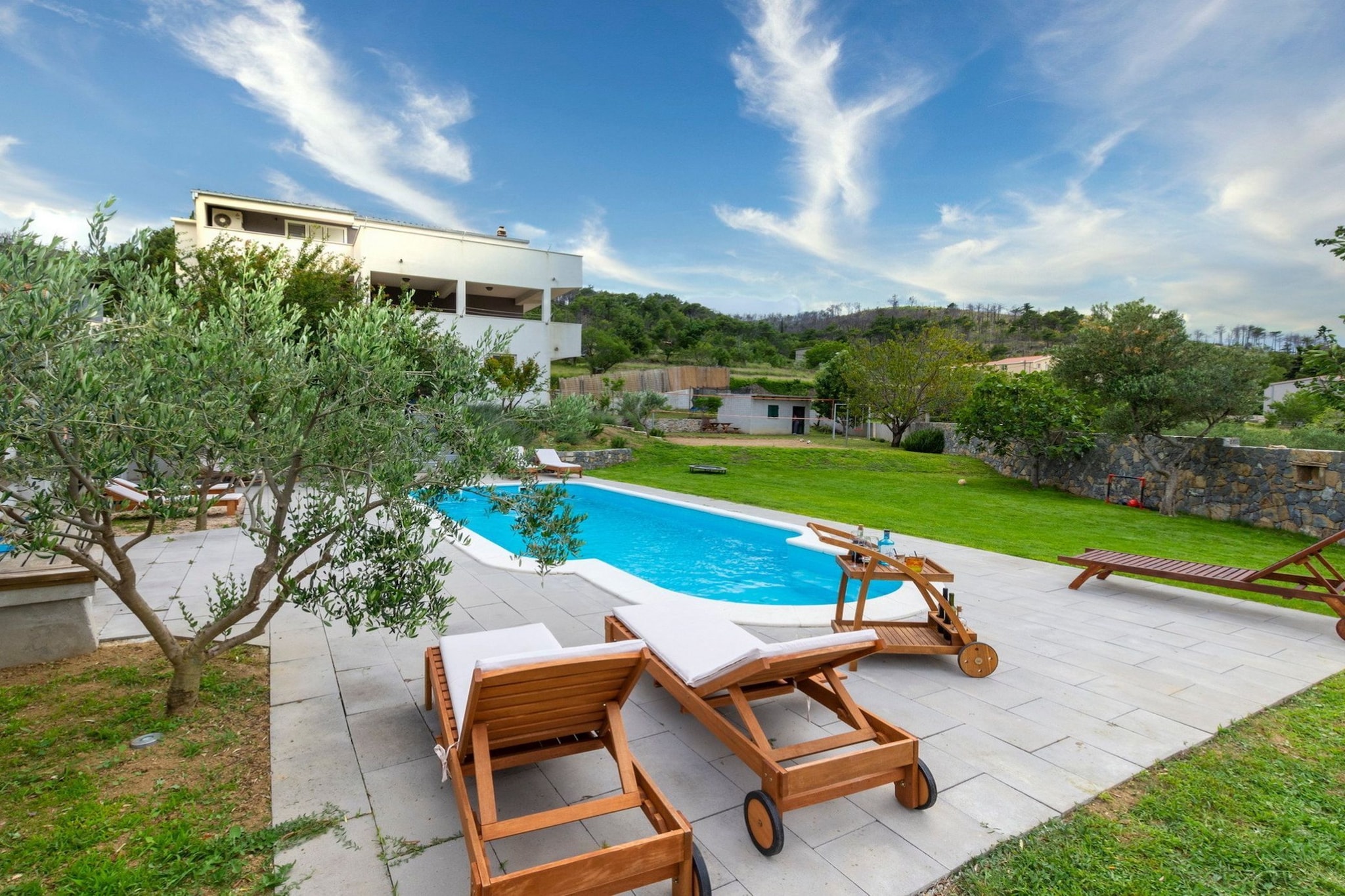 Five Bedroom Villa-Pool