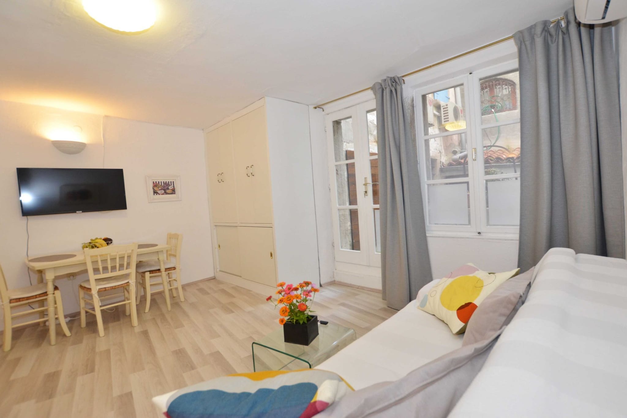 La Dolce Vita Studio - Studio Apartment-Living room