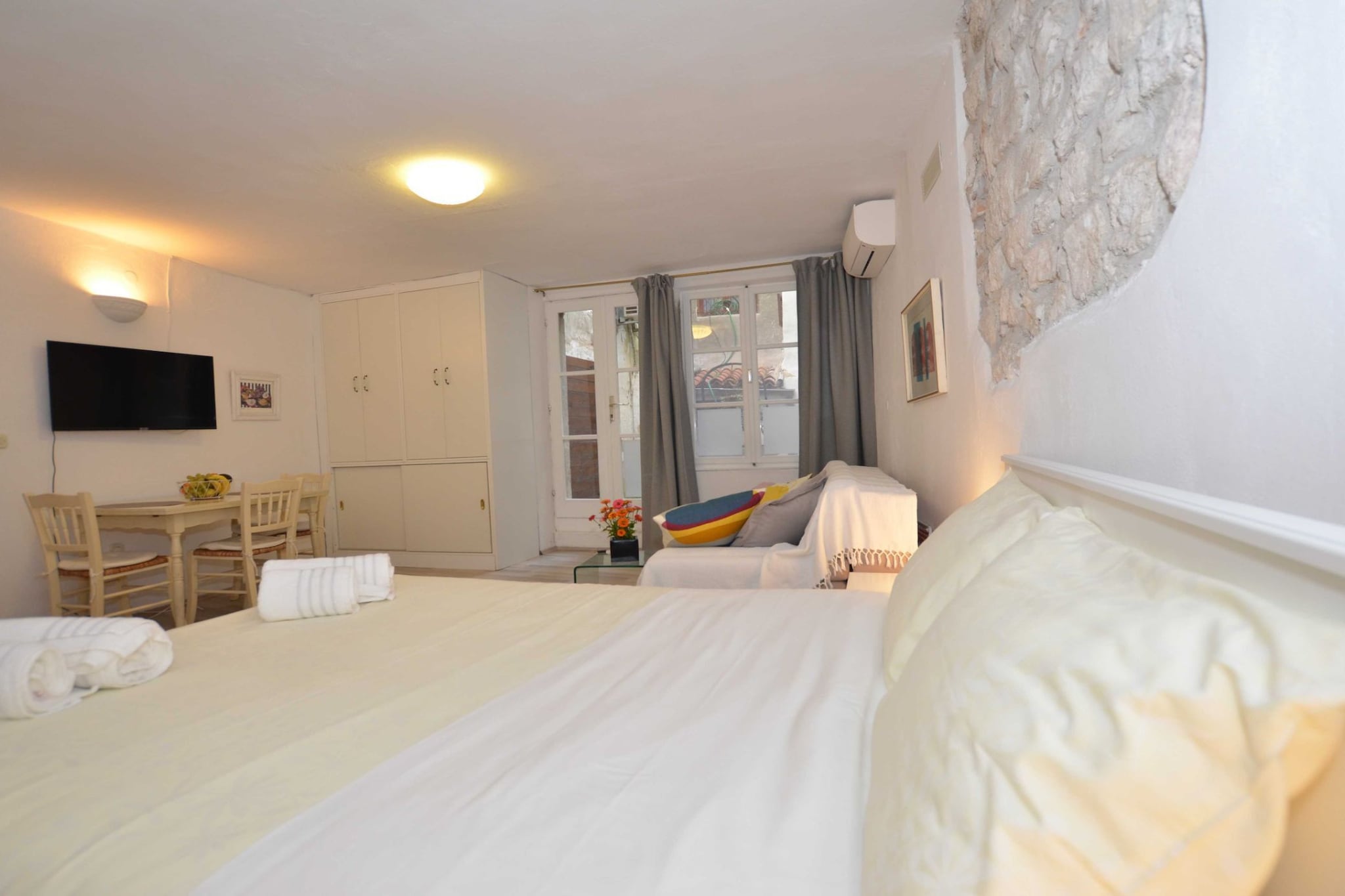 La Dolce Vita Studio - Studio Apartment-Bedroom