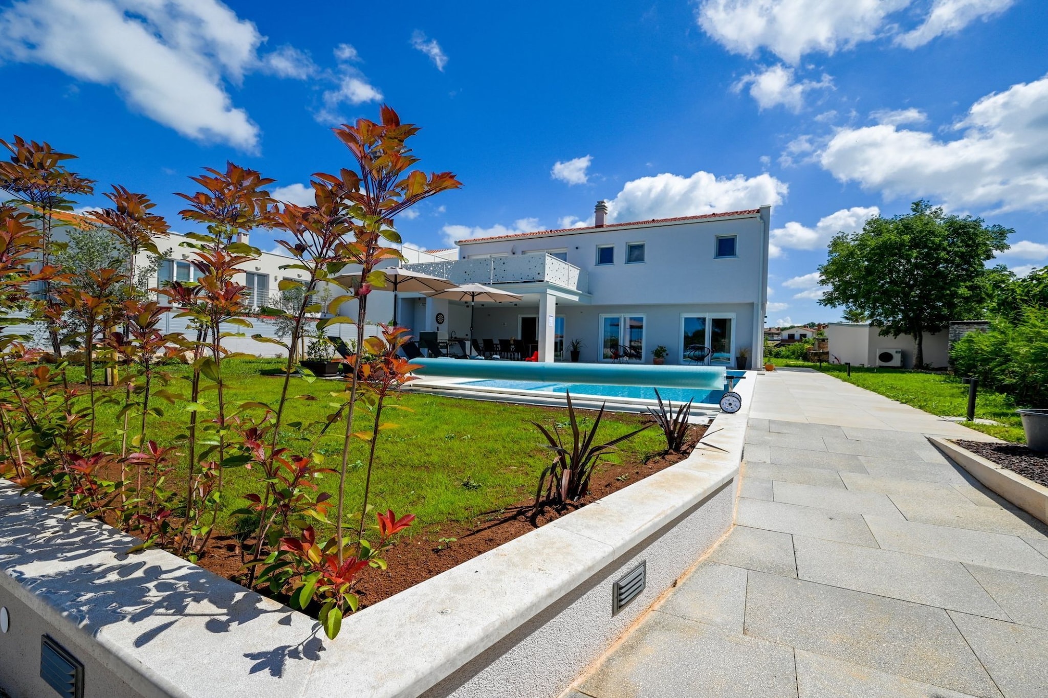 Matohanci Dazzling Villa with Pool - Four Bedroom Villa with Pool-Außenbereich