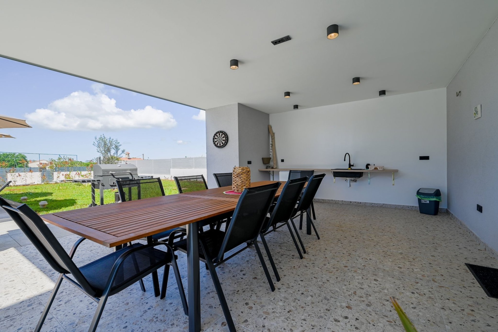 Matohanci Dazzling Villa with Pool - Four Bedroom Villa with Pool-Außenbereich