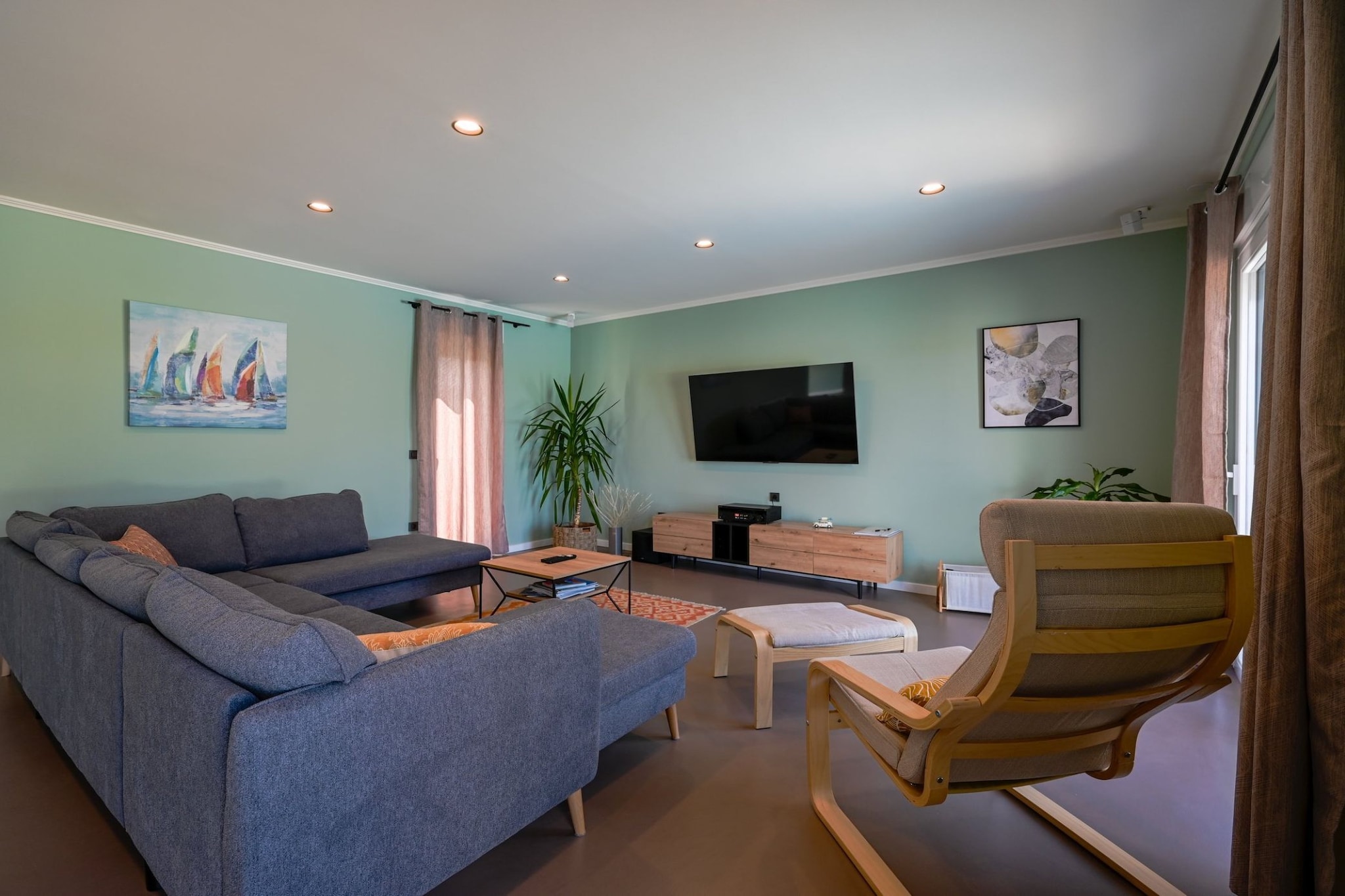 Matohanci Dazzling Villa with Pool - Four Bedroom Villa with Pool