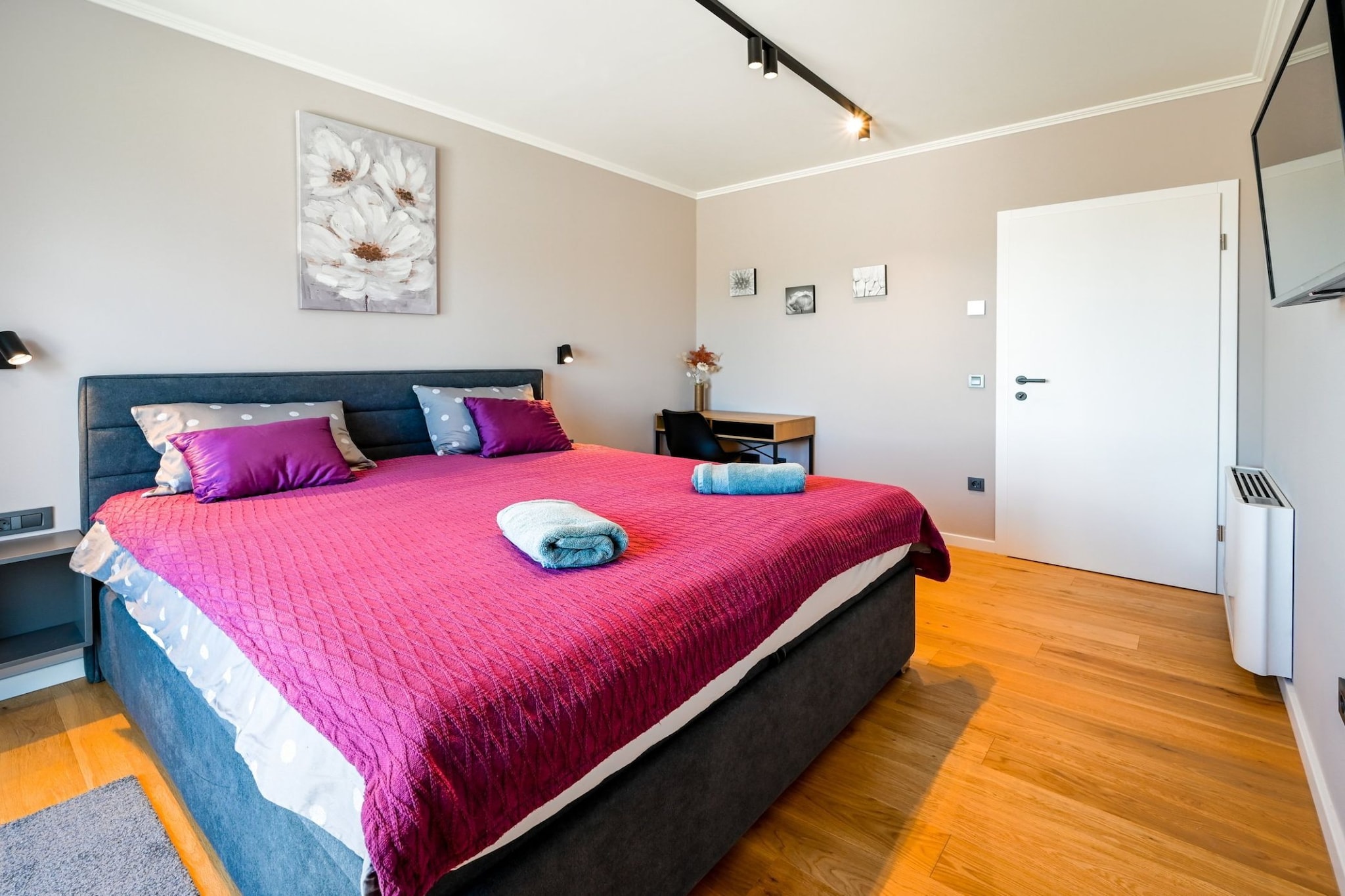 Matohanci Dazzling Villa with Pool - Four Bedroom Villa with Pool-Schlafzimmer