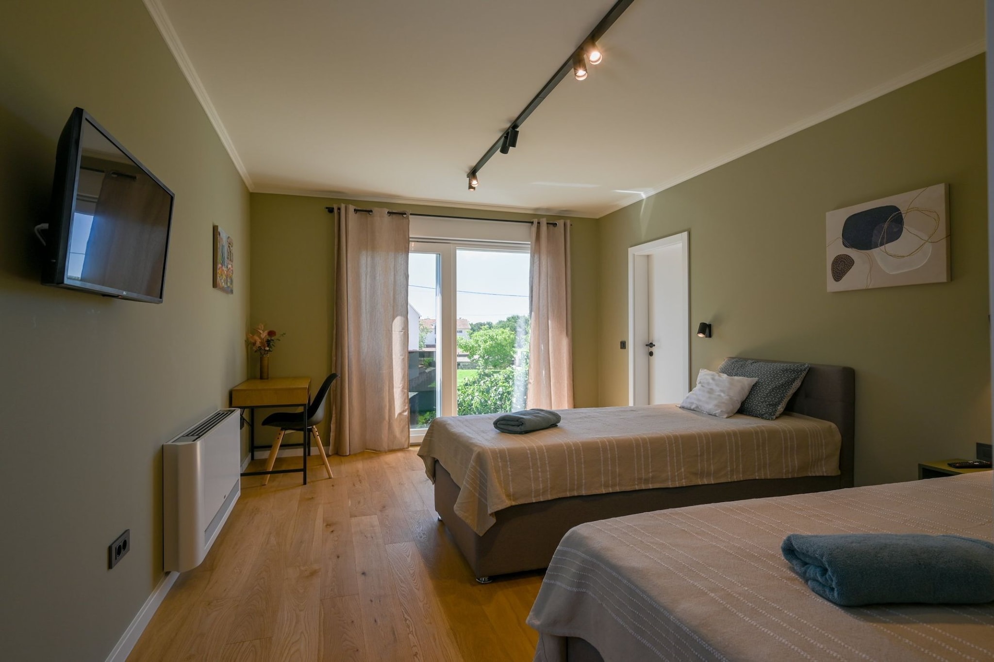 Matohanci Dazzling Villa with Pool - Four Bedroom Villa with Pool-Schlafzimmer