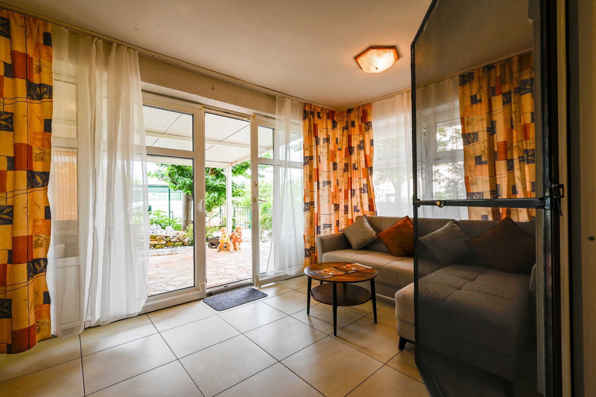 Classic and Smart Rovinj Apartment with Terrace - Two Bedroom Apartment with Terrace-Living room