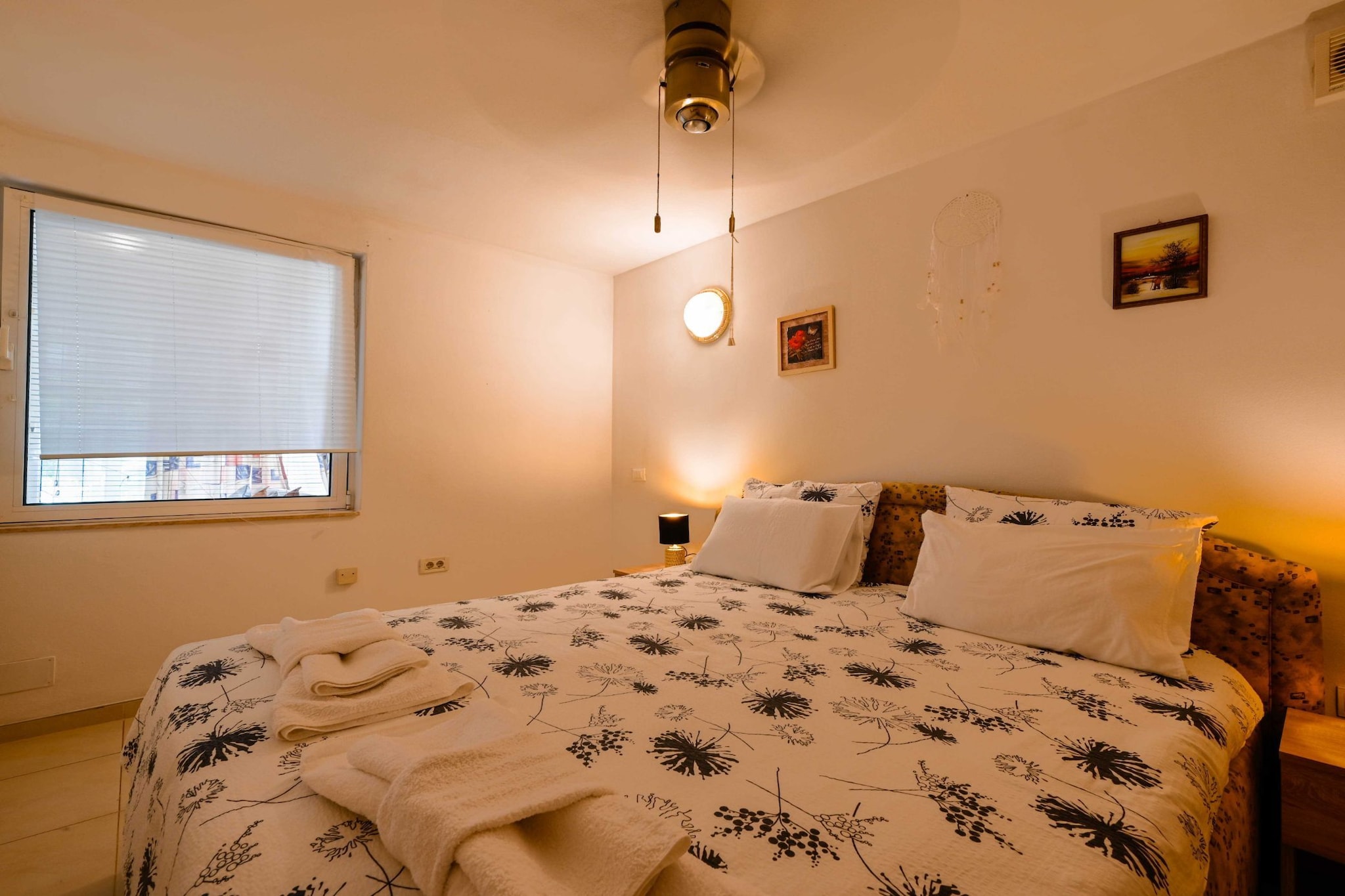 Classic and Smart Rovinj Apartment with Terrace - Two Bedroom Apartment with Terrace-Bedroom