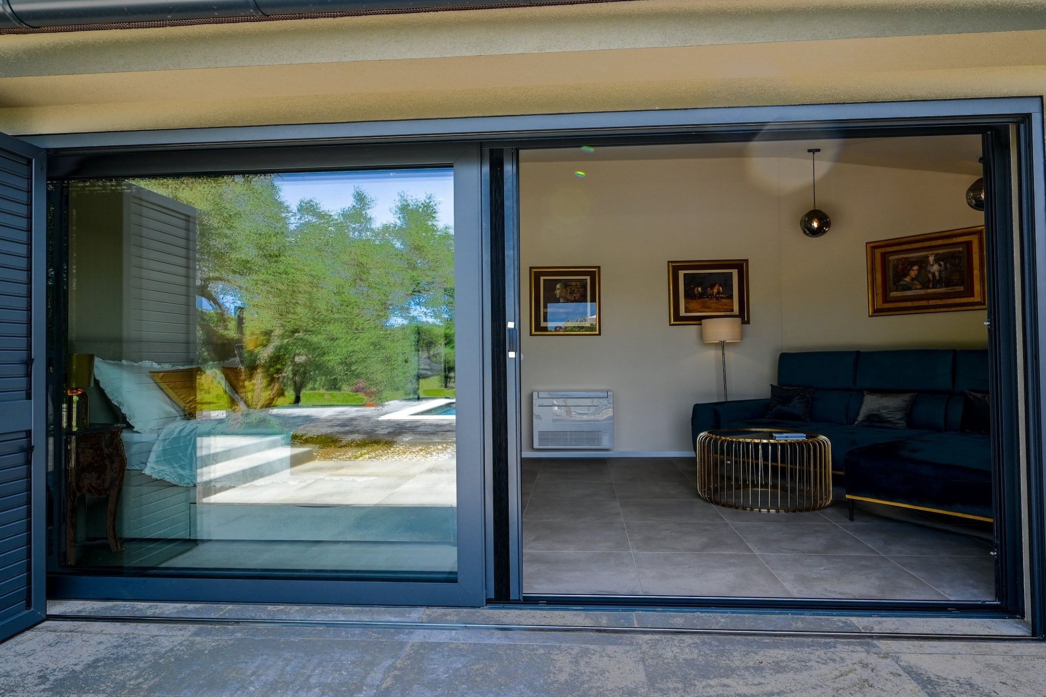 Radiant and Secluded Villa with Pool - Three Bedroom Villa with Pool-Schlafzimmer