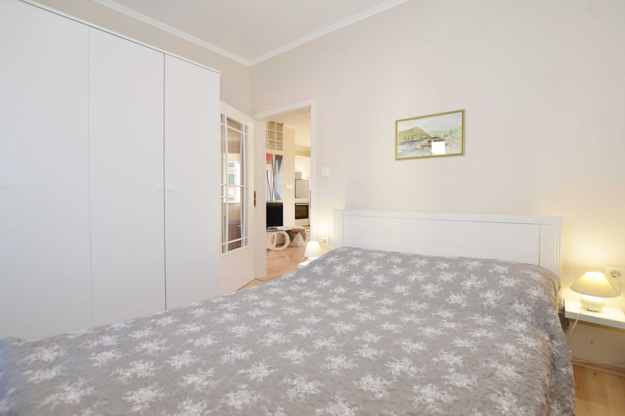 Classy and Modern Old Town Quarter Apartment - One Bedroom Apartment with Sea View-Bedroom