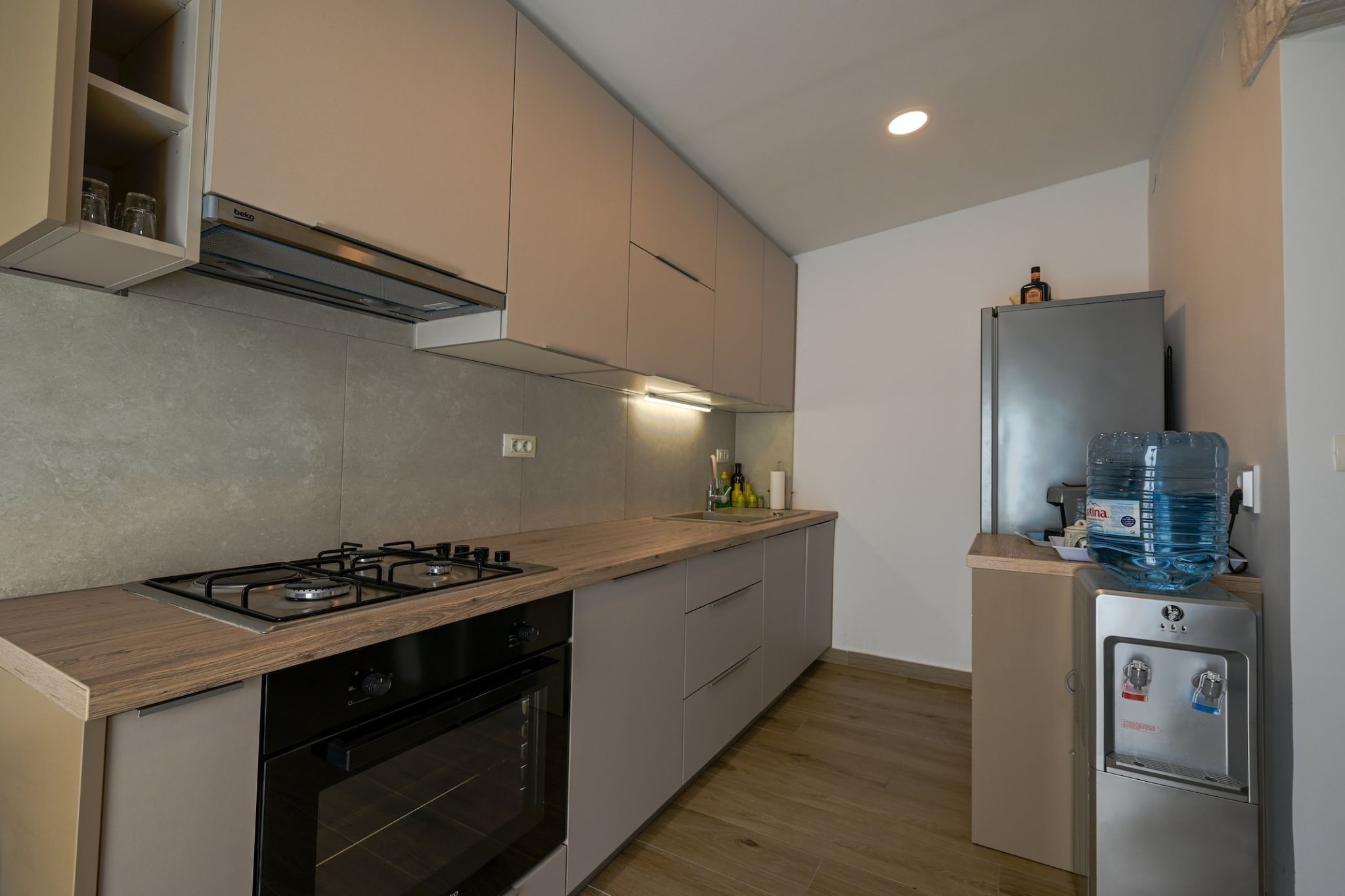 Rovinj Countryside Escape Holiday Home - Two Bedroom Holiday Home with Terrace-Kitchen