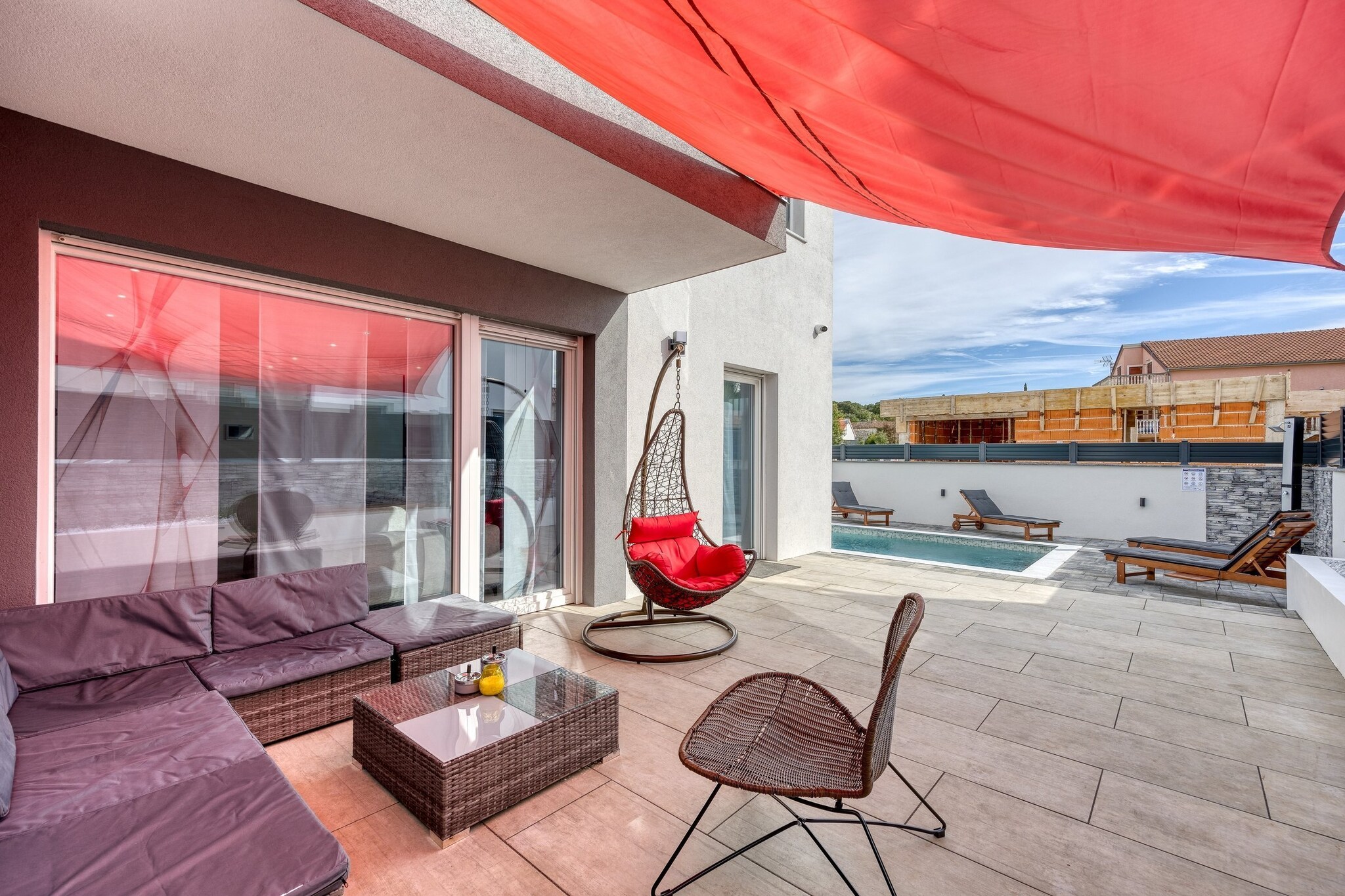 Peaceful Blooming Villa with Pool - Four Bedroom Villa with Pool-Außenbereich