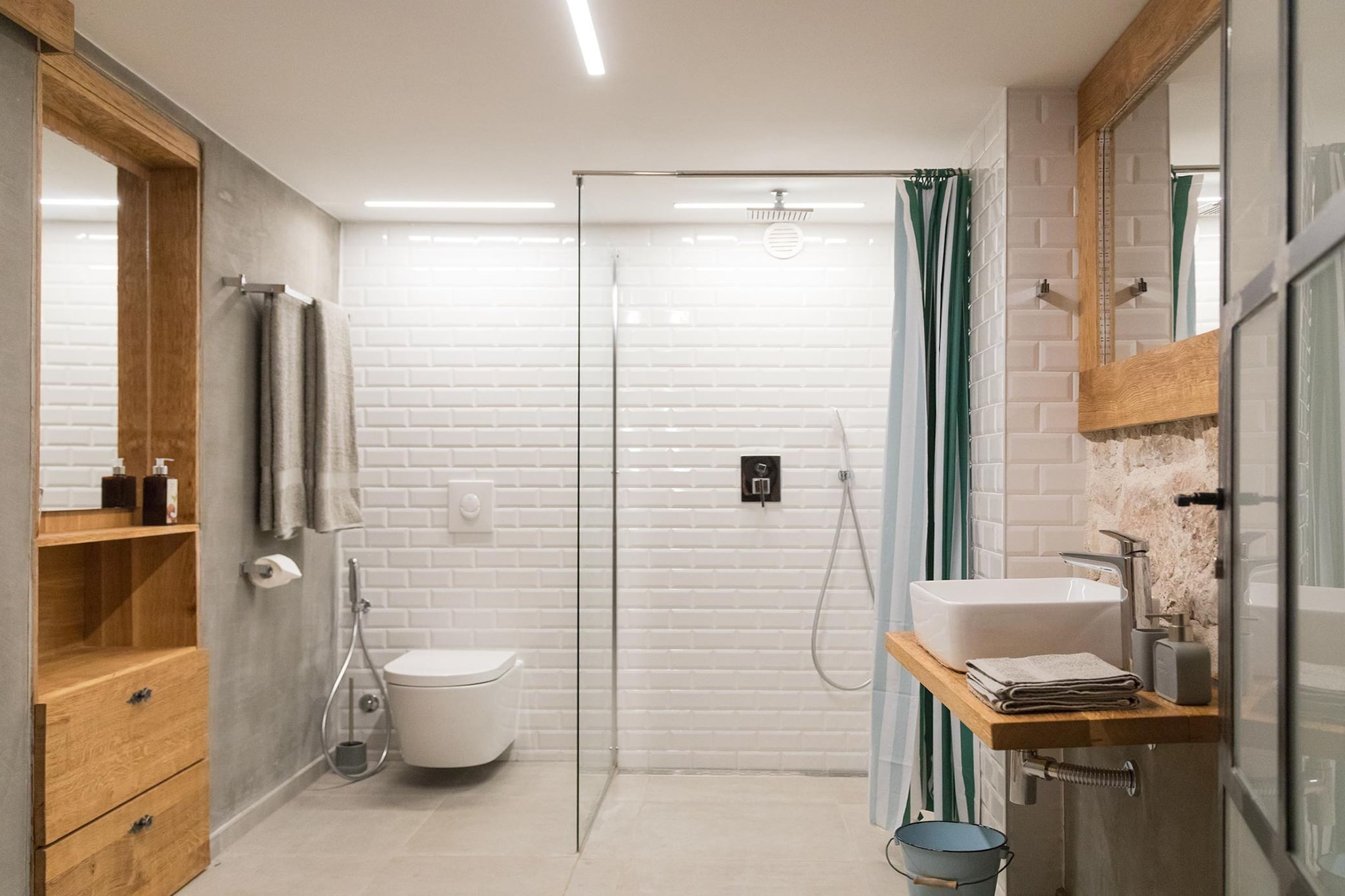 Rovinj City Haven - One Bedroom Apartment-Bathroom