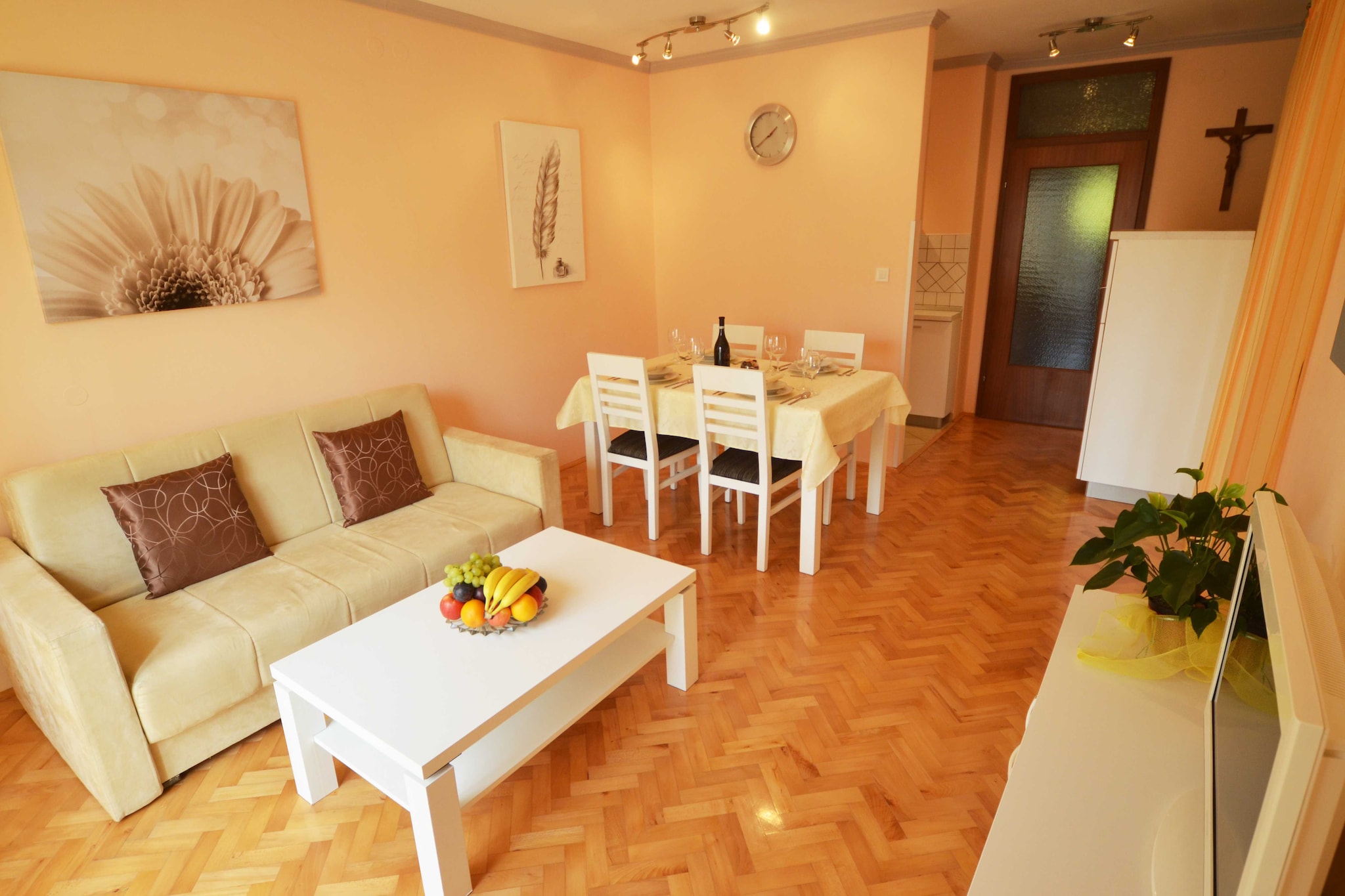 Coastal Breeze Apartment in Rovinj-Woonkamer