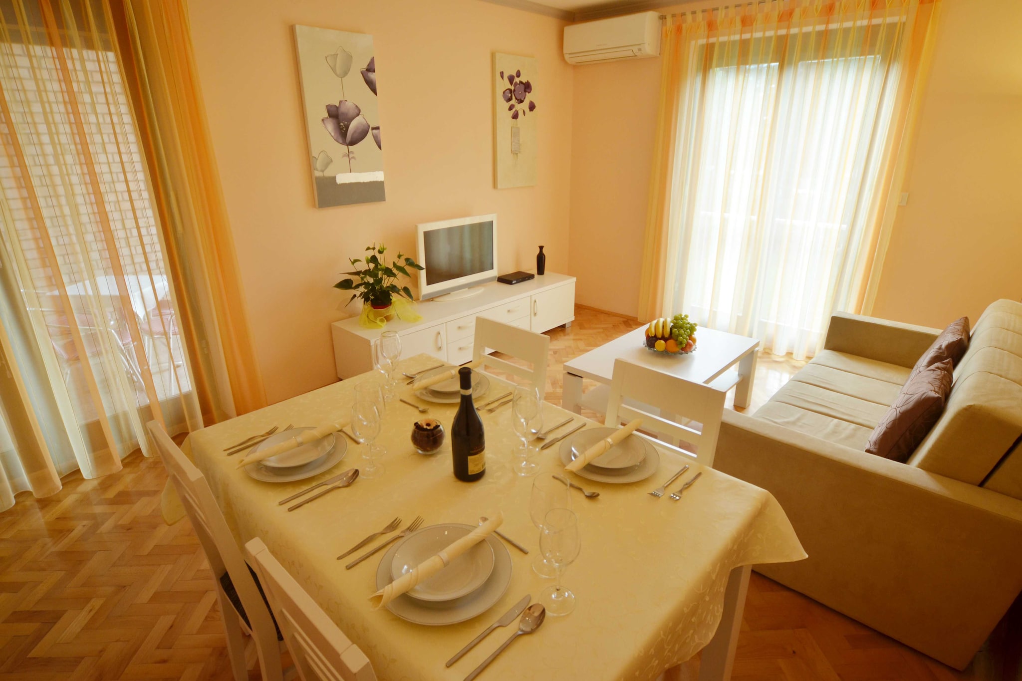 Coastal Breeze Apartment in Rovinj-Woonkamer