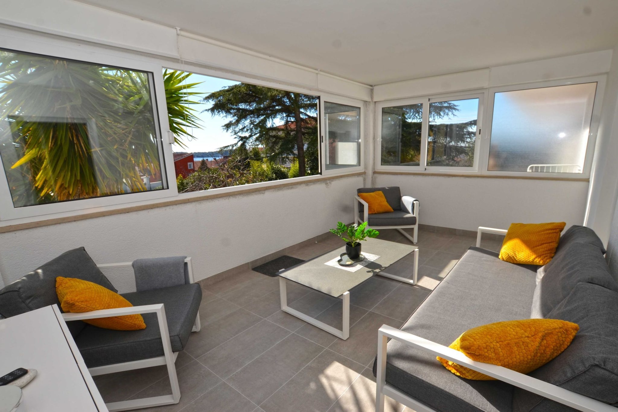 Tranquil and Bright Apartment with Loggia - Two Bedroom Apartment with Loggia-Indoor