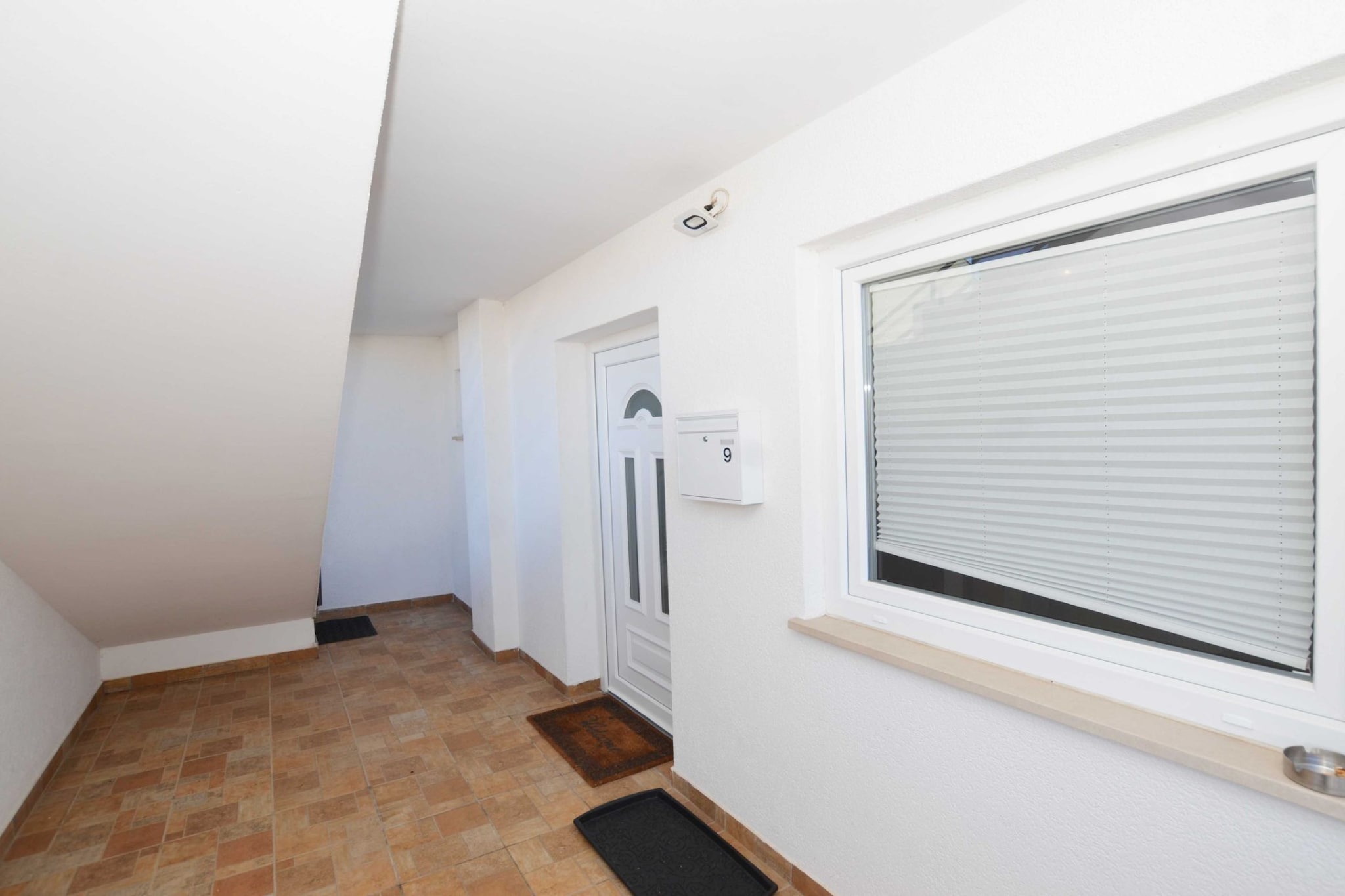 Tranquil and Bright Apartment with Loggia - Two Bedroom Apartment with Loggia-Indoor