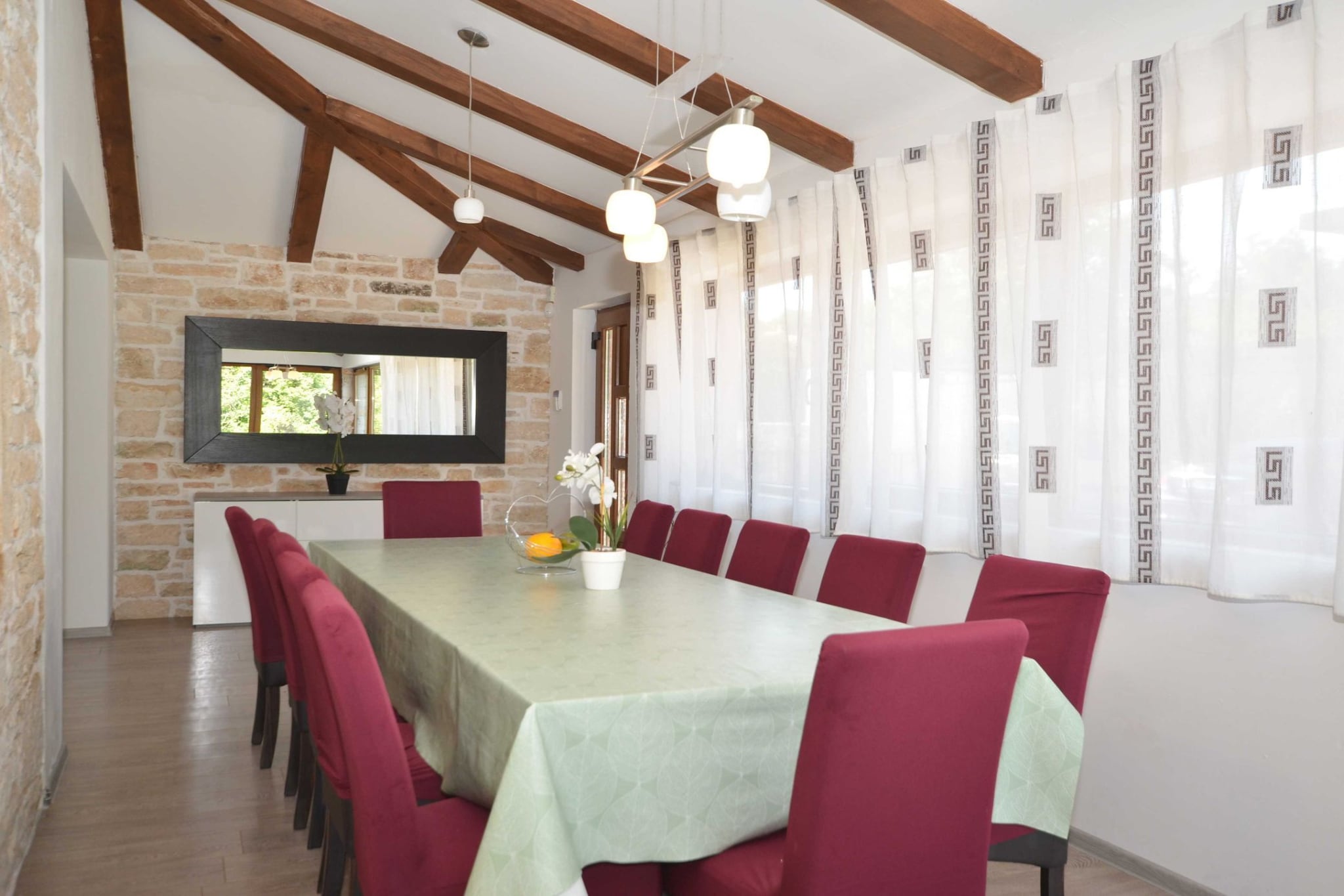 Forest Breeze Retreat in Zminj-Esszimmer