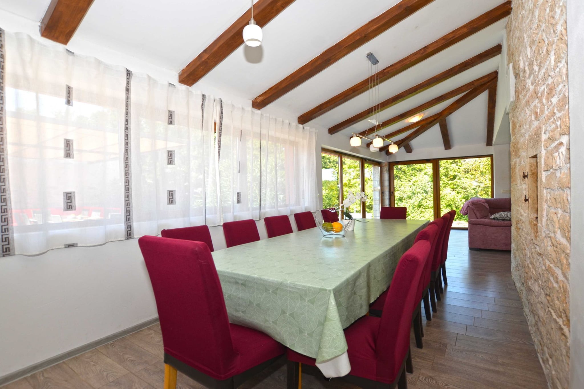 Forest Breeze Retreat in Zminj-Esszimmer