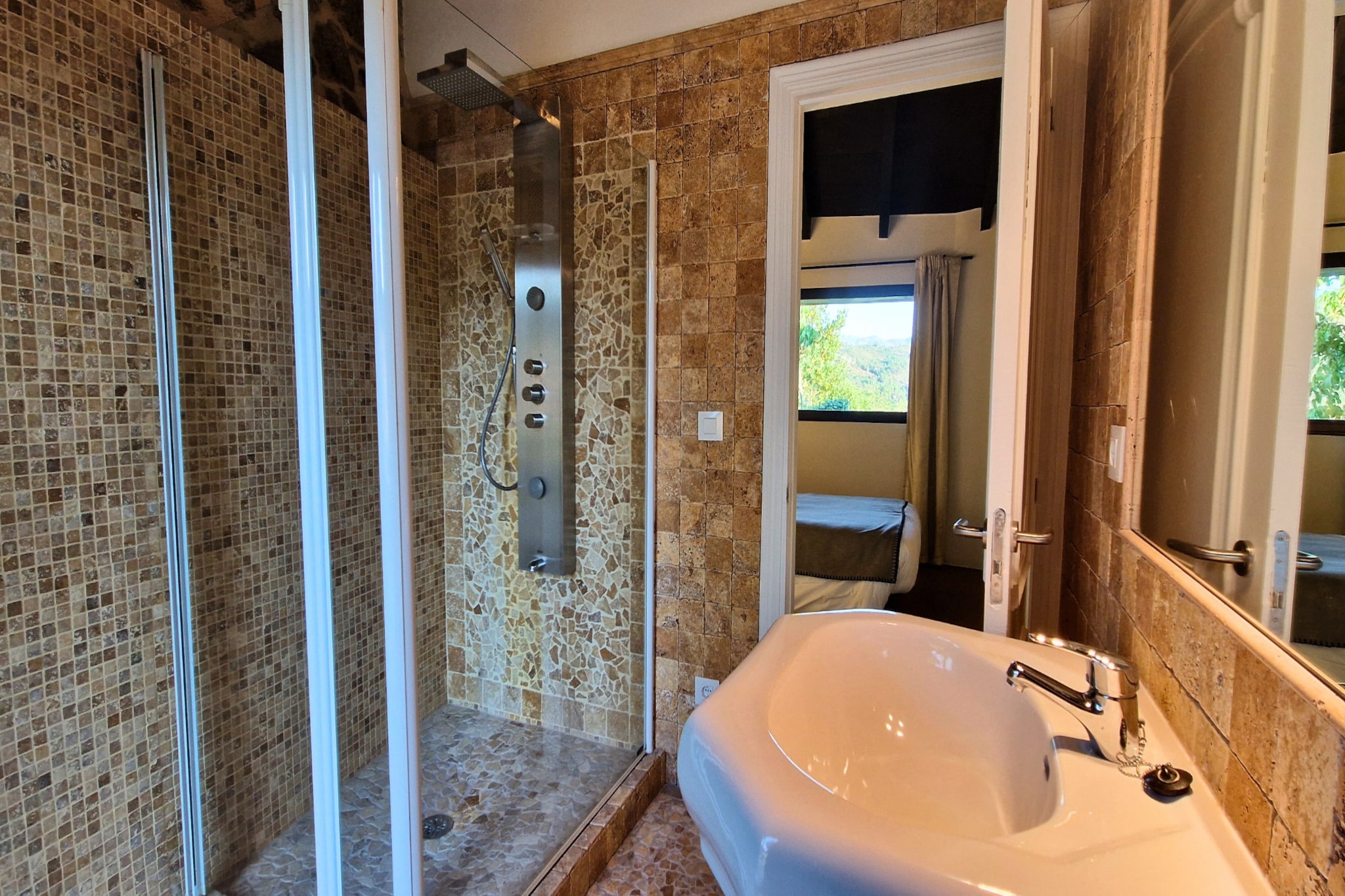YourHouse O Canton-Bathroom