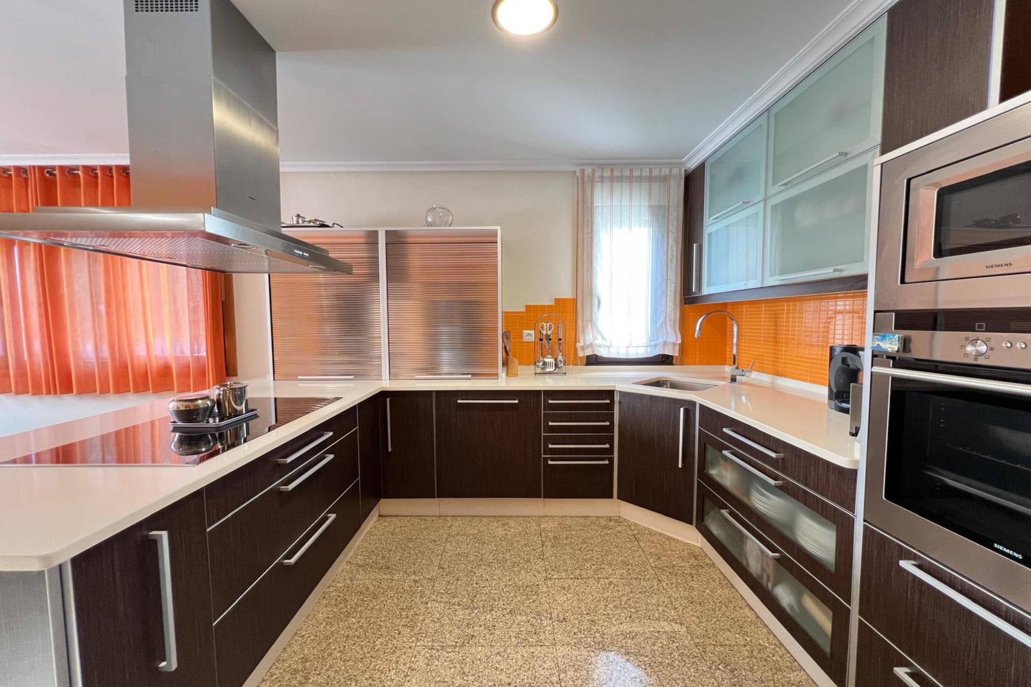 YourHouse Fontevella II-Kitchen