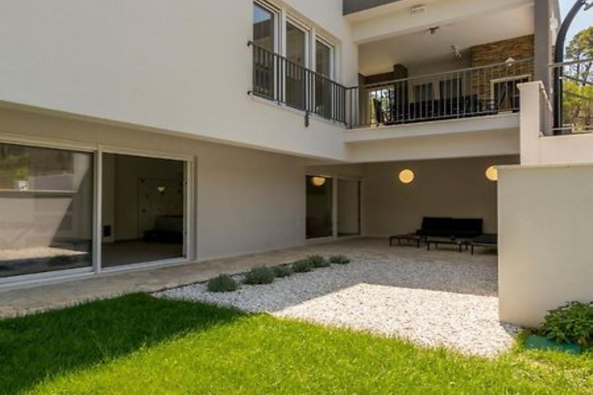 Modern & Stylish Villa with Private Pool - Four Bedroom Villa with Pool-Outdoor