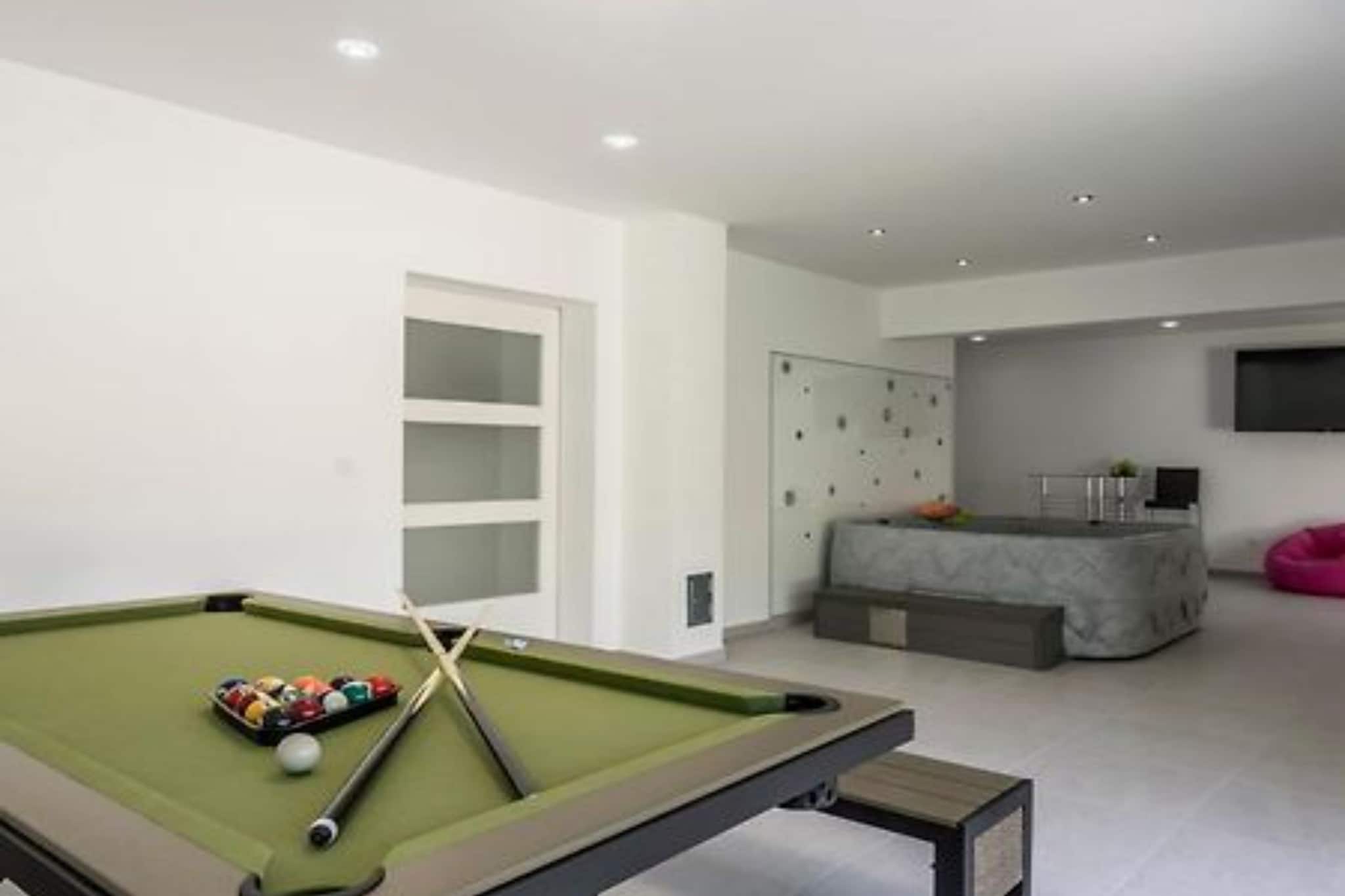 Modern & Stylish Villa with Private Pool - Four Bedroom Villa with Pool-Facilities