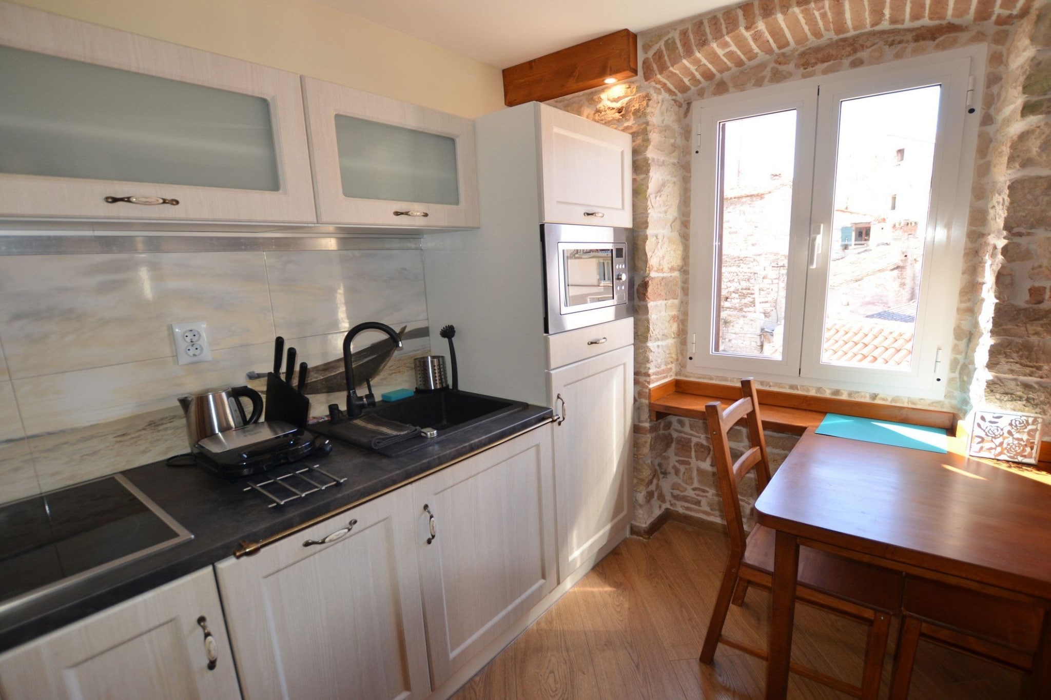 Urban and Upscale Homes Rovinj Old Town - Standard One Bedroom Apartment (owner A3)-Keuken