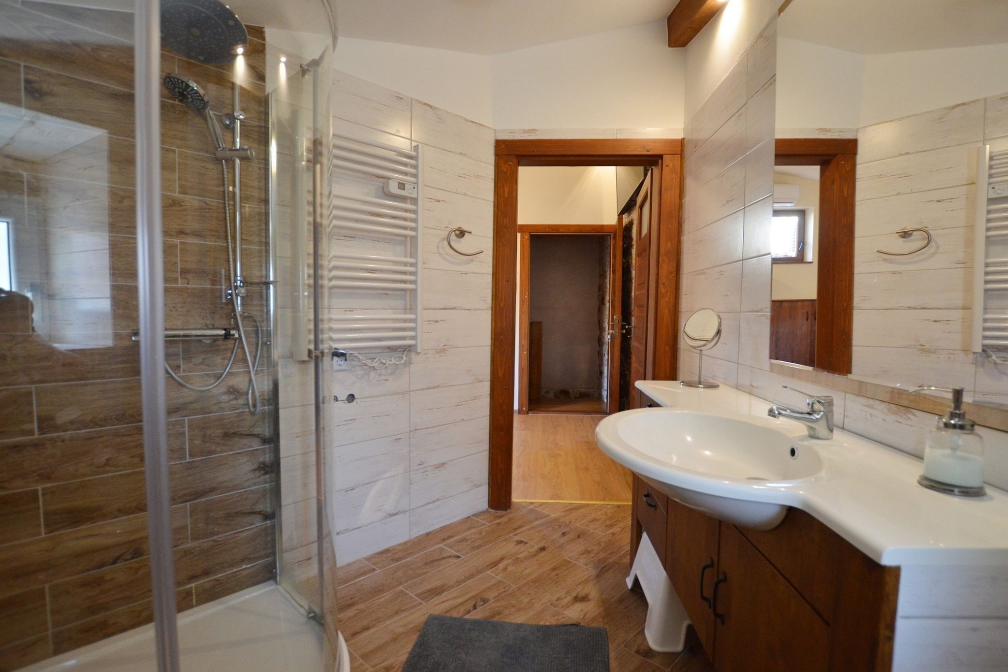 Urban and Upscale Homes Rovinj Old Town - Comfort One Bedroom Apartment (owner A4)-Badkamer