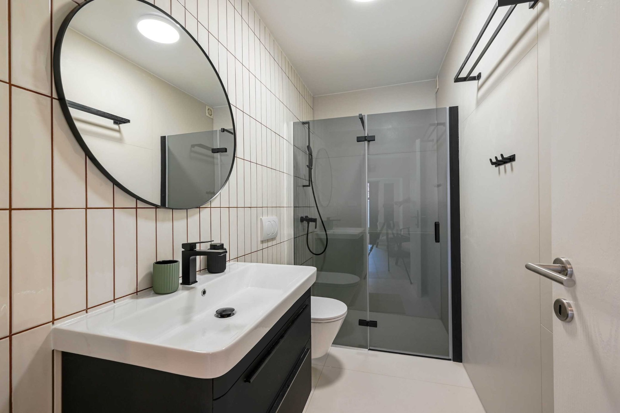 Smart and Cozy Downtown Rovinj Nooks - Two Bedroom Apartment-Badkamer