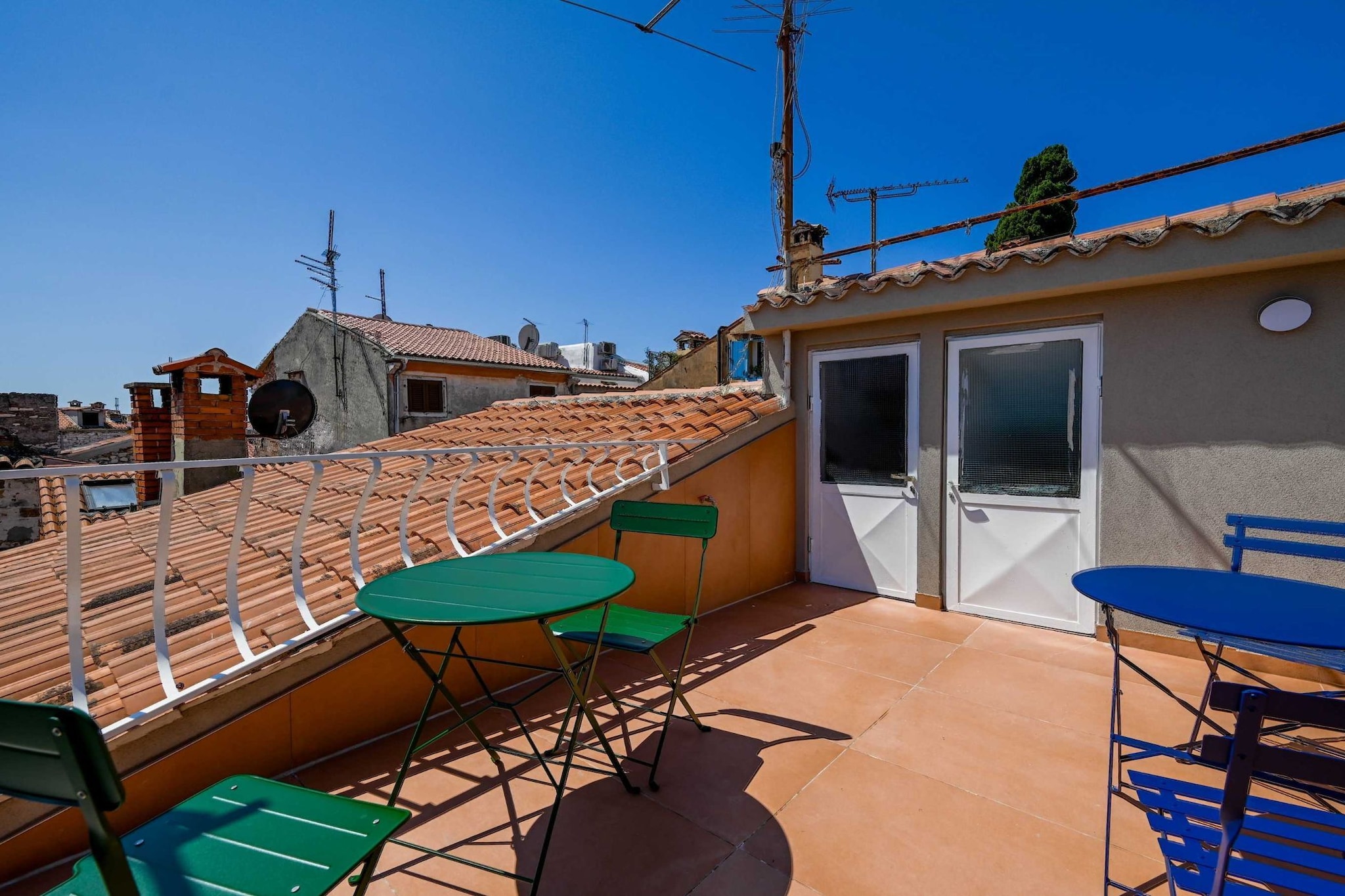 Smart and Cozy Downtown Rovinj Nooks - Studio Apartment (owner Love Nest)-Terras