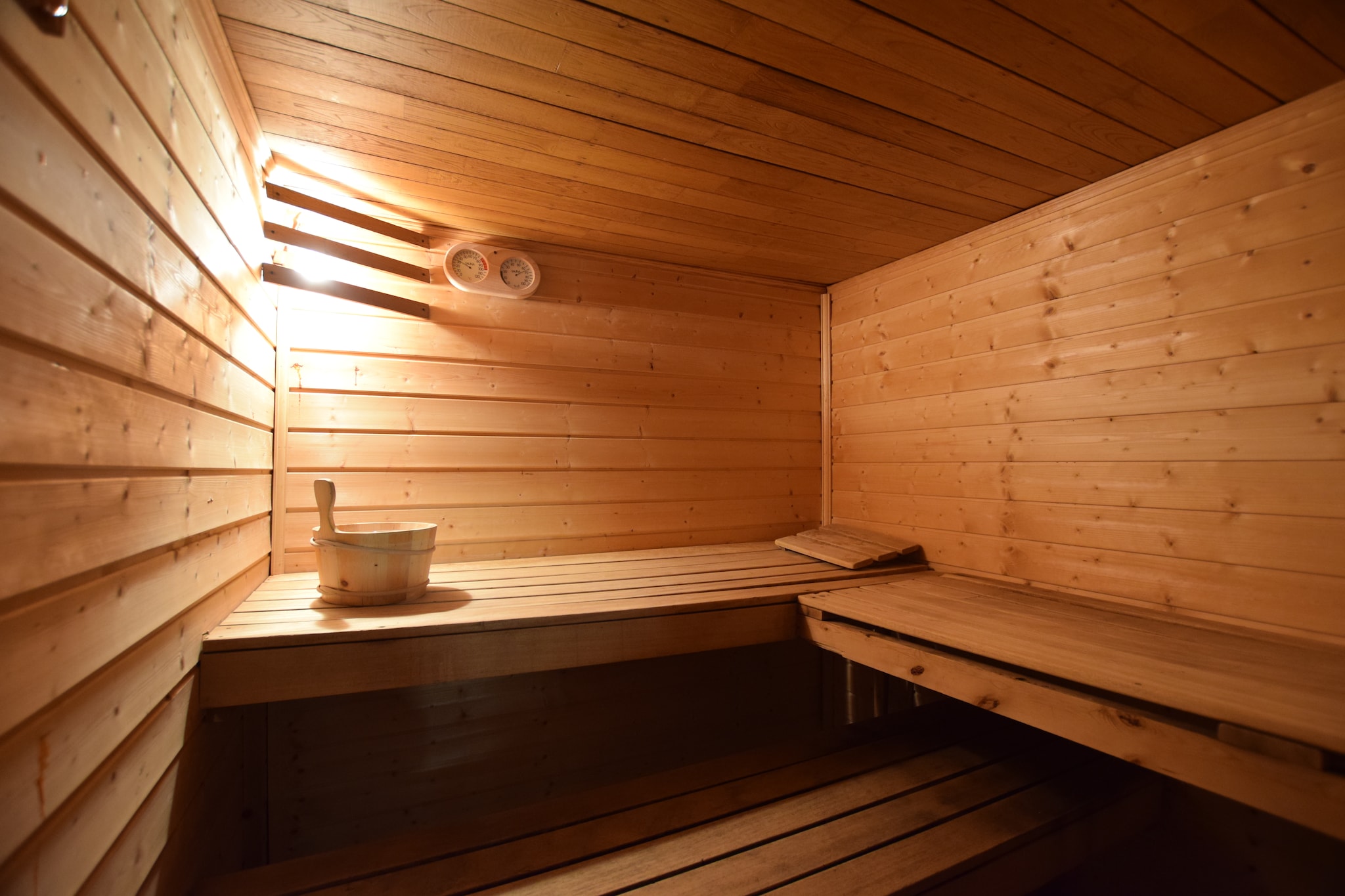 Vakantiehuis Lavacherie max. 41 personen 13 slaapkamers zwembad sauna #4