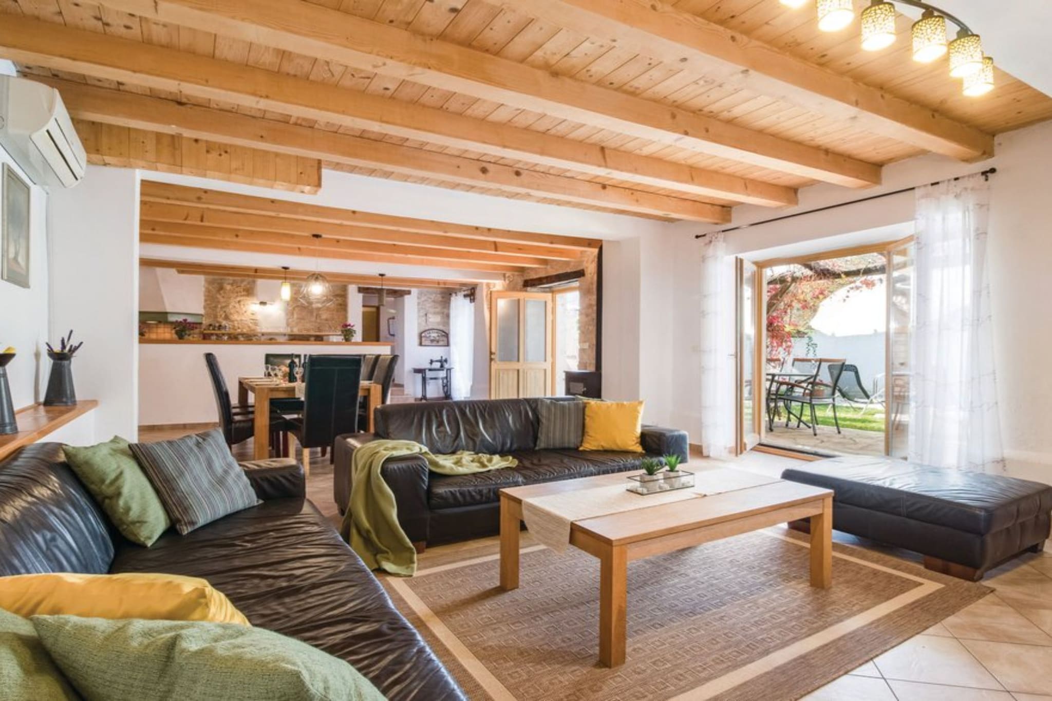 Villa Istra - Four Bedroom Villa with Private Pool-Wohnzimmer