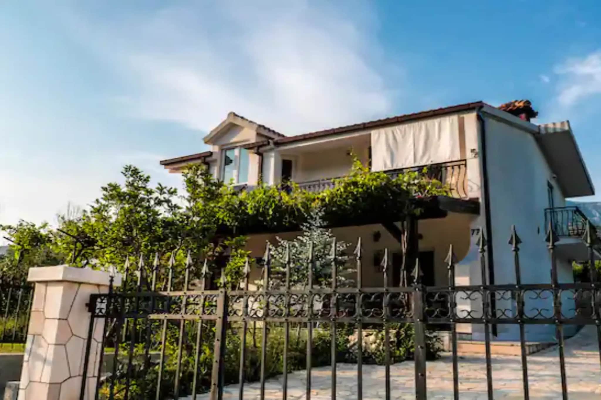 Three Bedroom Villa  With Private Pool-Extérieur