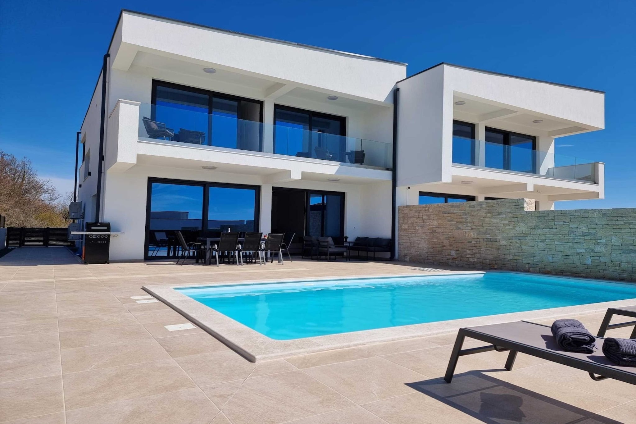 Sunset Garden Villa in Kanfanar-Zwembad