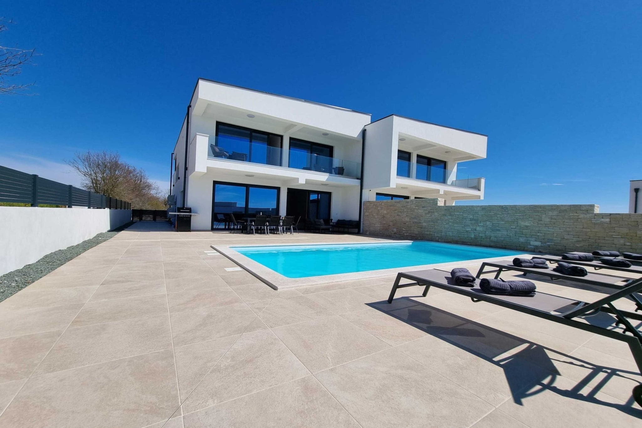 Sunset Garden Villa in Kanfanar-Zwembad