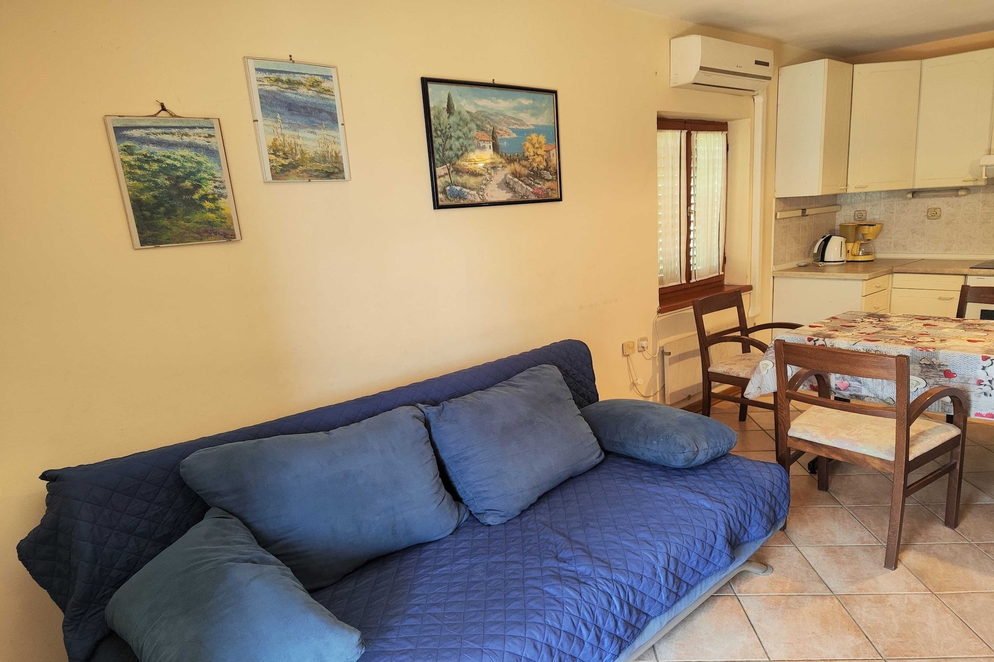 Comfortable Crikvenica Stay with Private Parking - One Bedroom Apartment