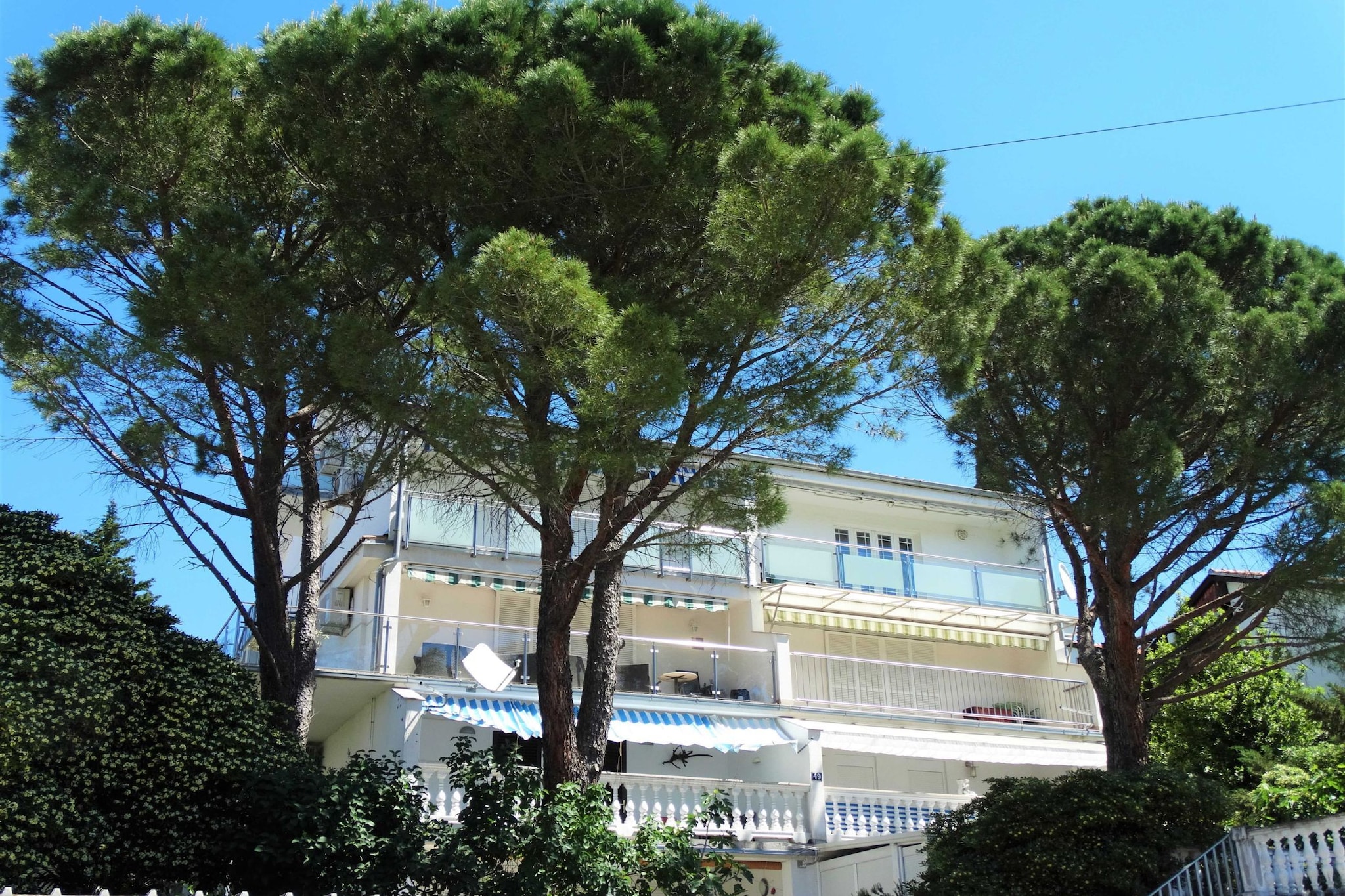 Selce Shorefront Apartment with Balcony and Sea View - Two Bedroom Apartment with Balcony and Sea View-Outdoor
