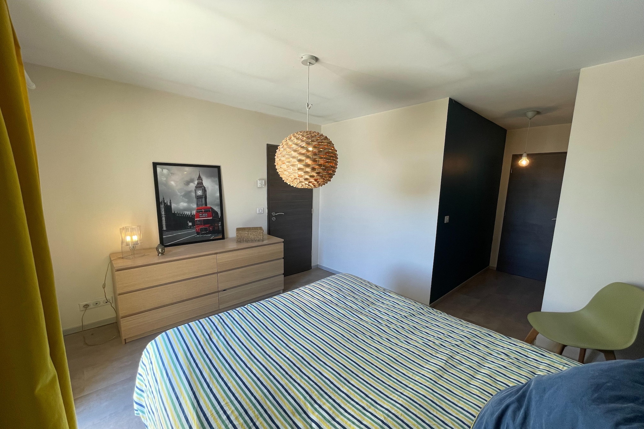 Bed Room