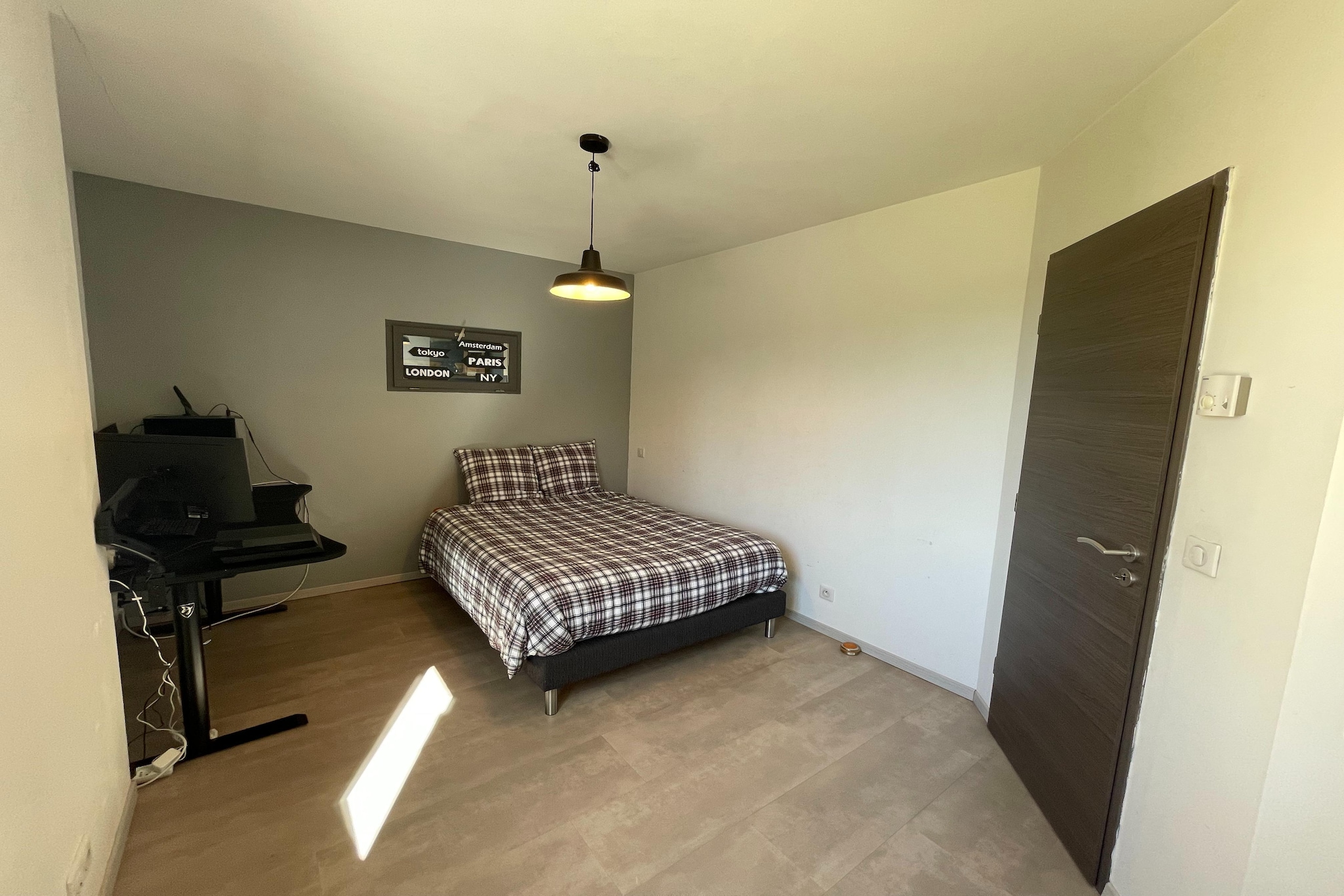 Bed Room