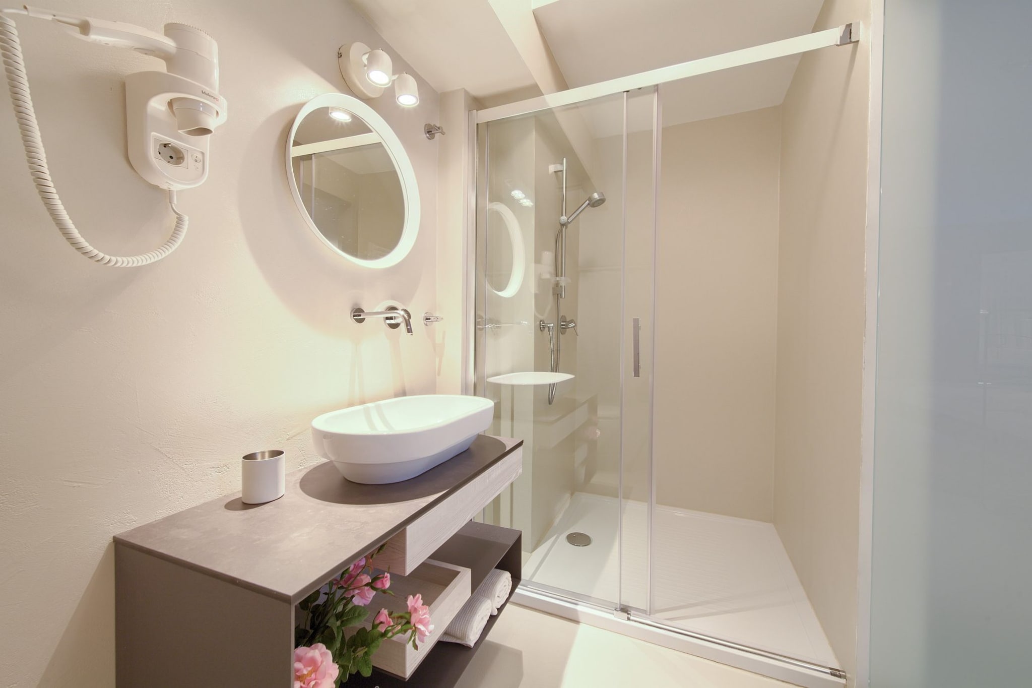 Vibrant and Elegant Downtown Krk Apartments - Classic Studio Apartment (owner 2)-Salle de bain