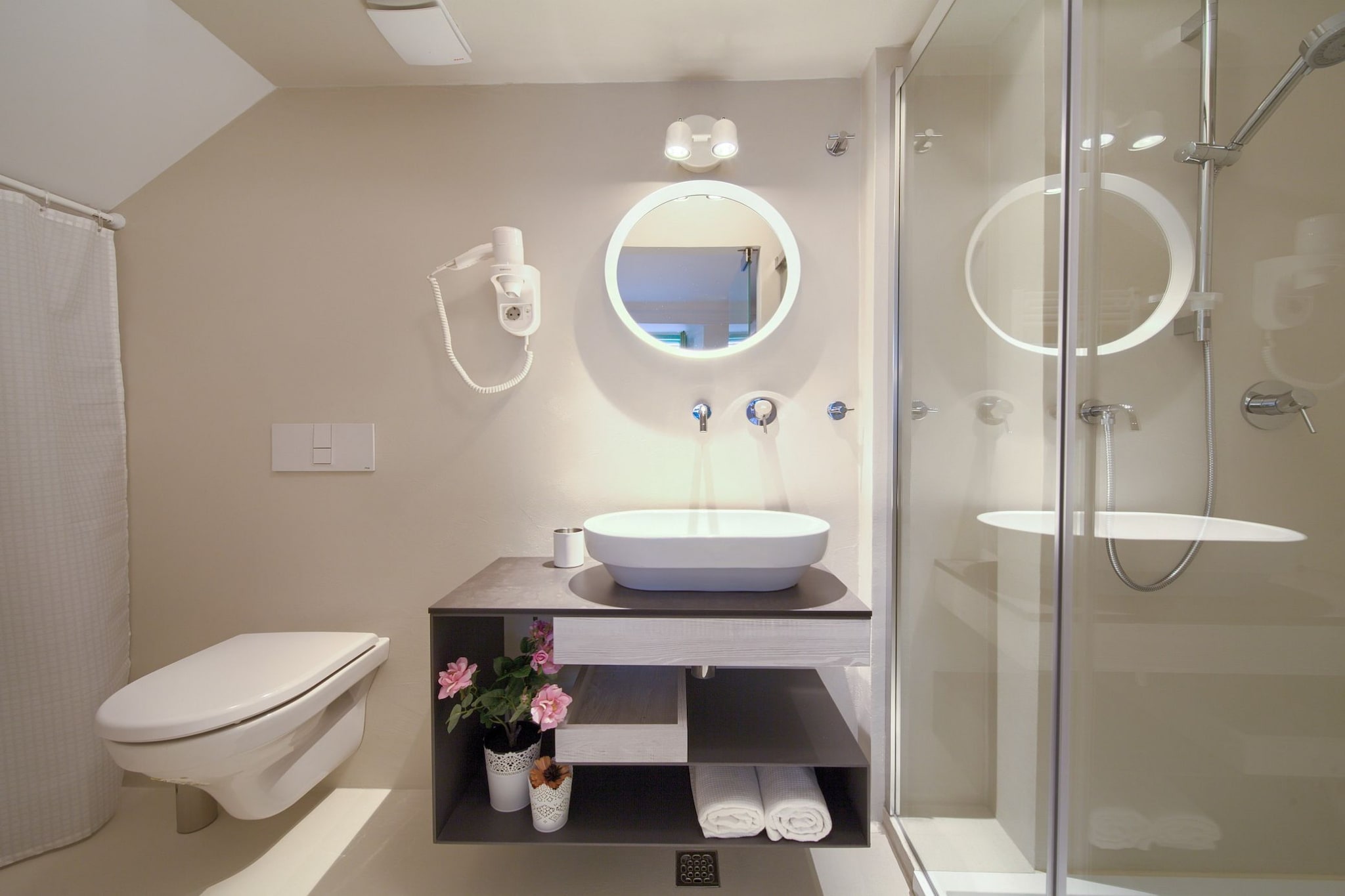 Vibrant and Elegant Downtown Krk Apartments - Classic Studio Apartment (owner 2)-Salle de bain